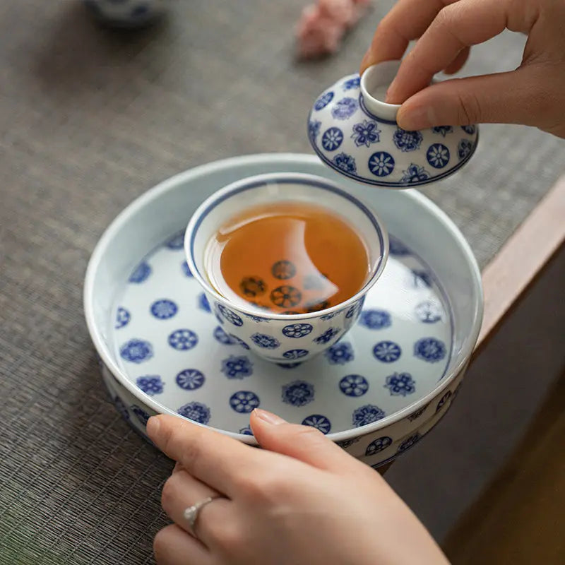 Pi Qiu Hua - Jing De Zhen Porcelain Gaiwan zycschina