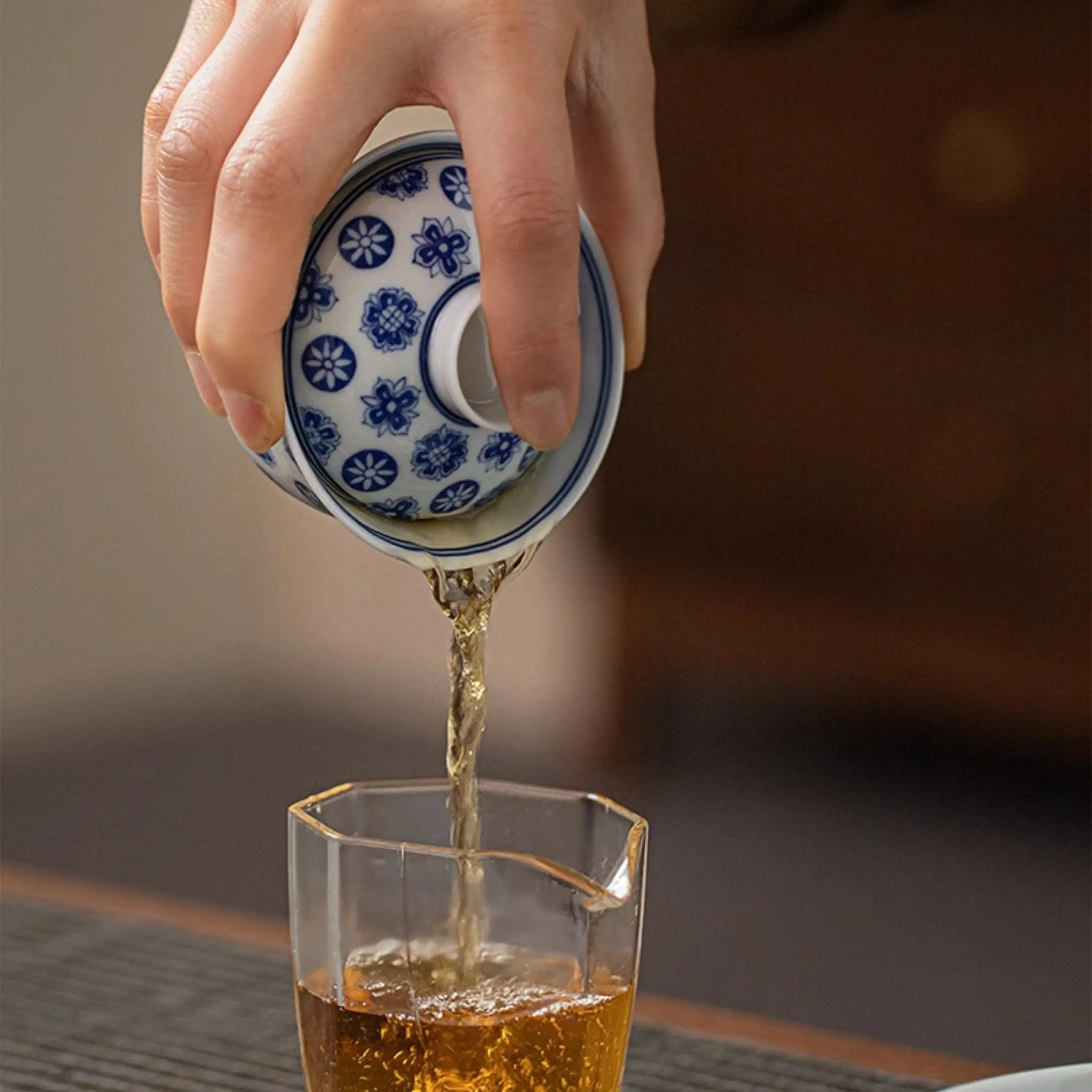 Pi Qiu Hua - Jing De Zhen Porcelain Gaiwan zycschina