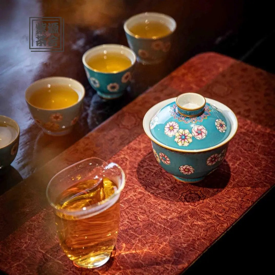 Pi Qiu Hua - Jing De Zhen Porcelain Gaiwan zycschina