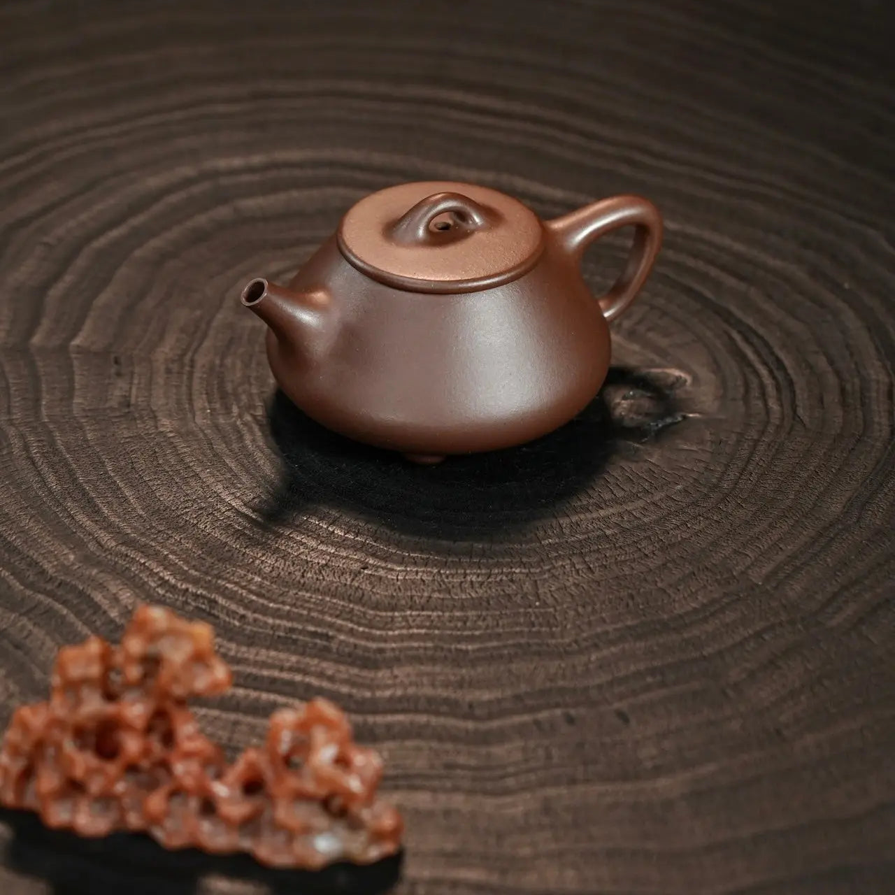 Ping Gai Shi Piao 130cc - Yixing Handmade Teapot 江苏宜兴