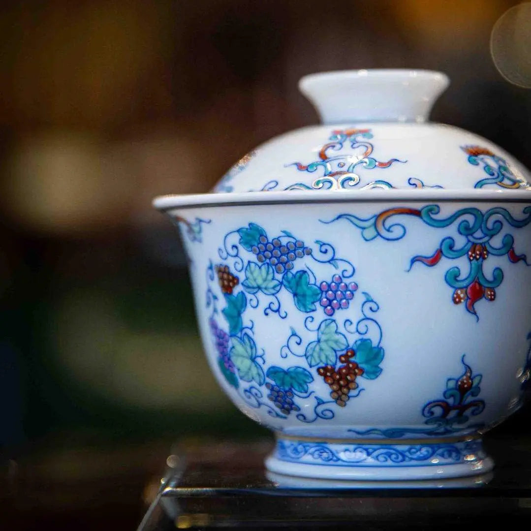 Pu Tao 110cc - Jing De Zhen Porcelain Gaiwan zycschina
