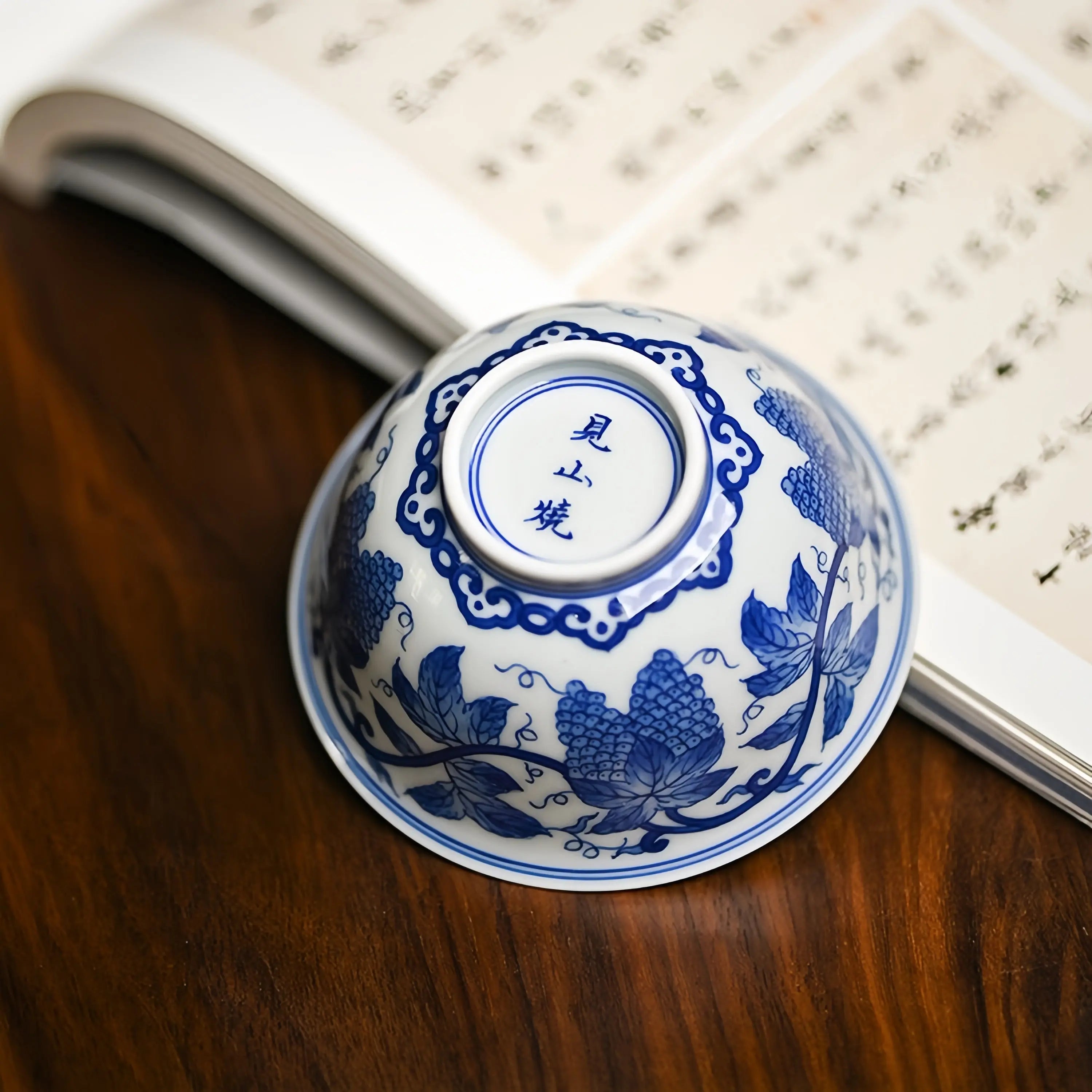 Pu Tao 155cc - Jing De Zhen Porcelain Gaiwan zycschina