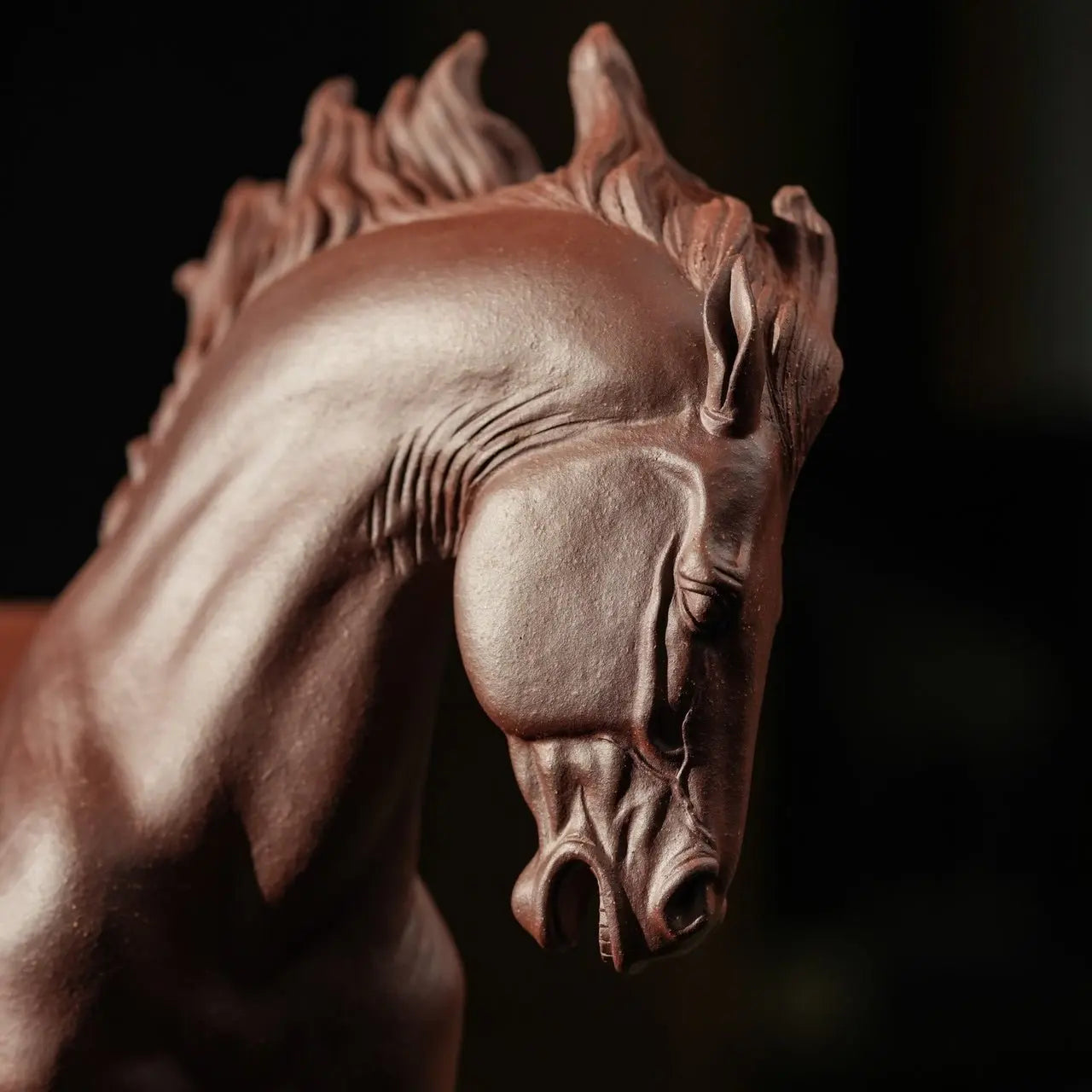 Qian Li Ma - Zisha Sculpture 江苏宜兴