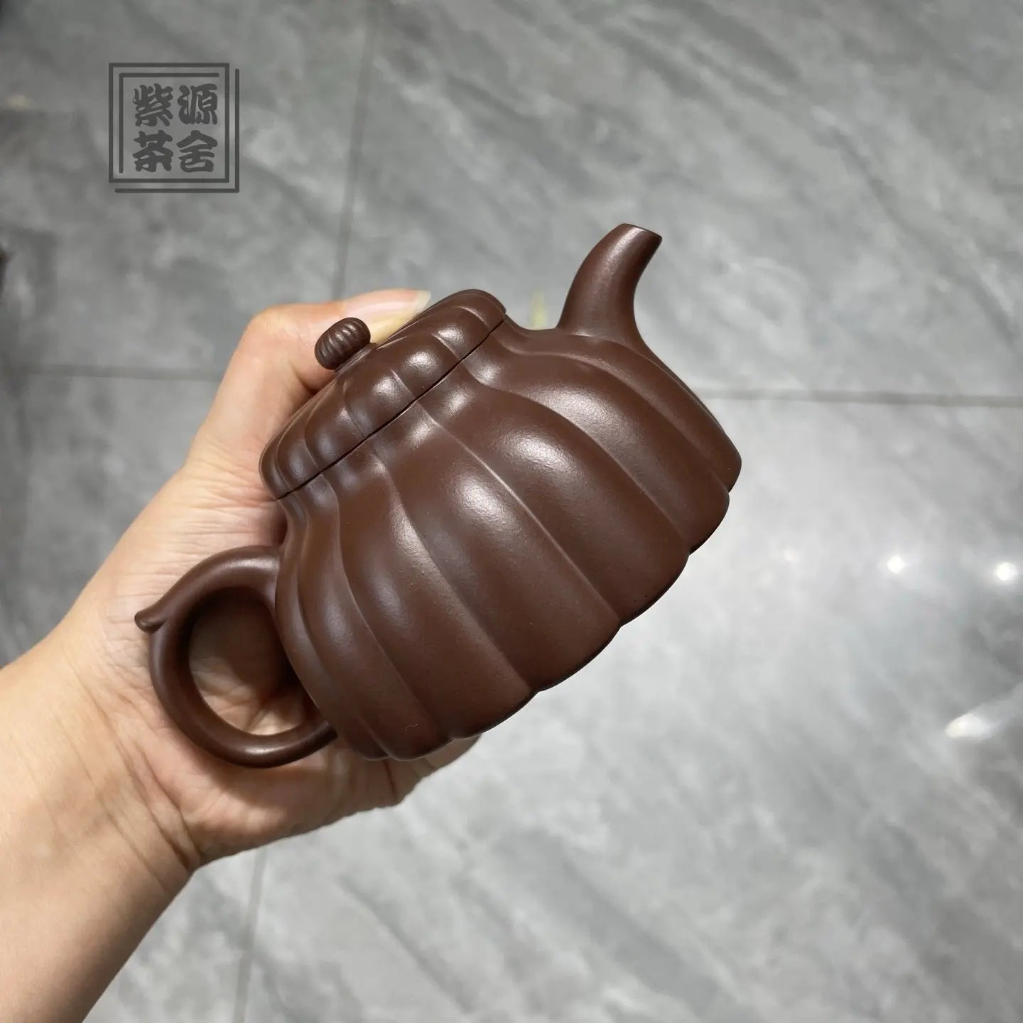 Qing Yin 150cc - Yixing Handmade Teapot 江苏宜兴