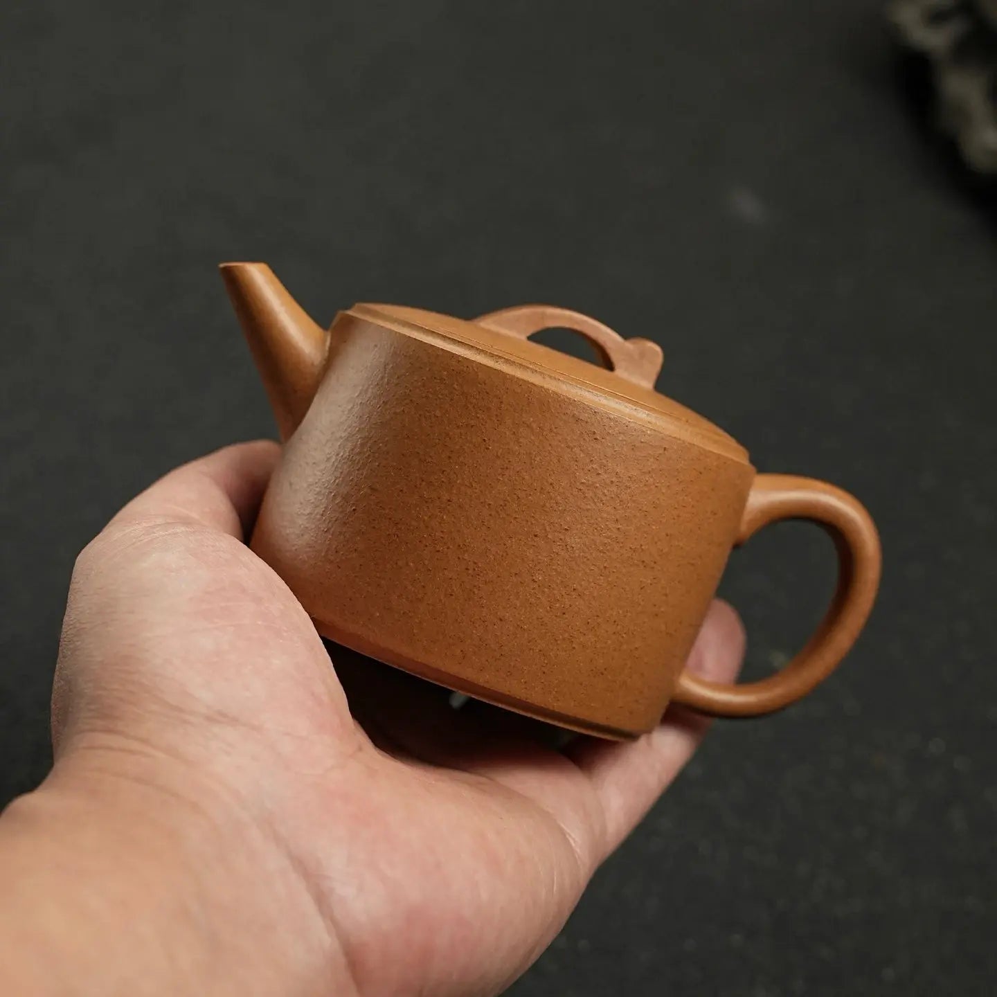 Ru Yi Han Wa 180cc - Yixing Handmade Teapot 江苏宜兴