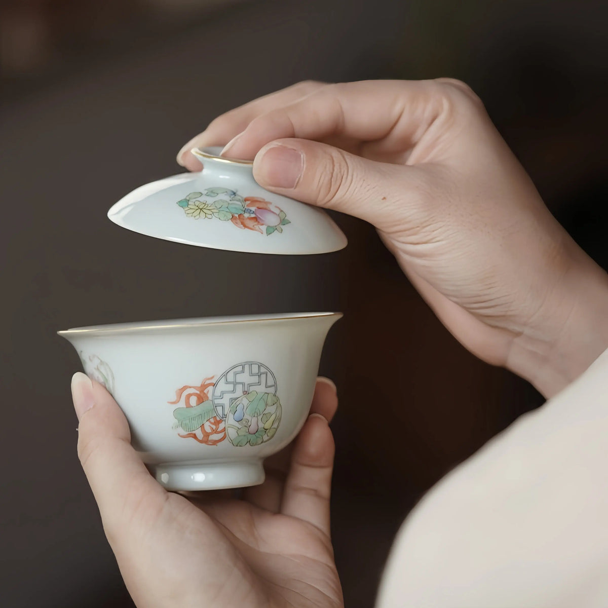 Ru Yi Pi Qiu Hua 140cc - Jingdezhen Porcelain Gaiwan zycschina
