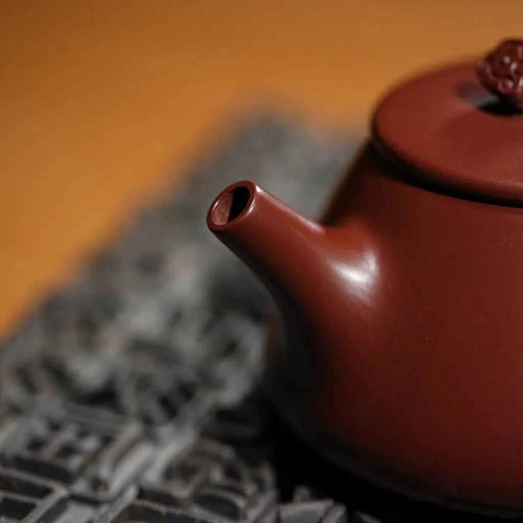 Ru Yi Shi Piao 200cc - Yixing Handmade Teapot 江苏宜兴