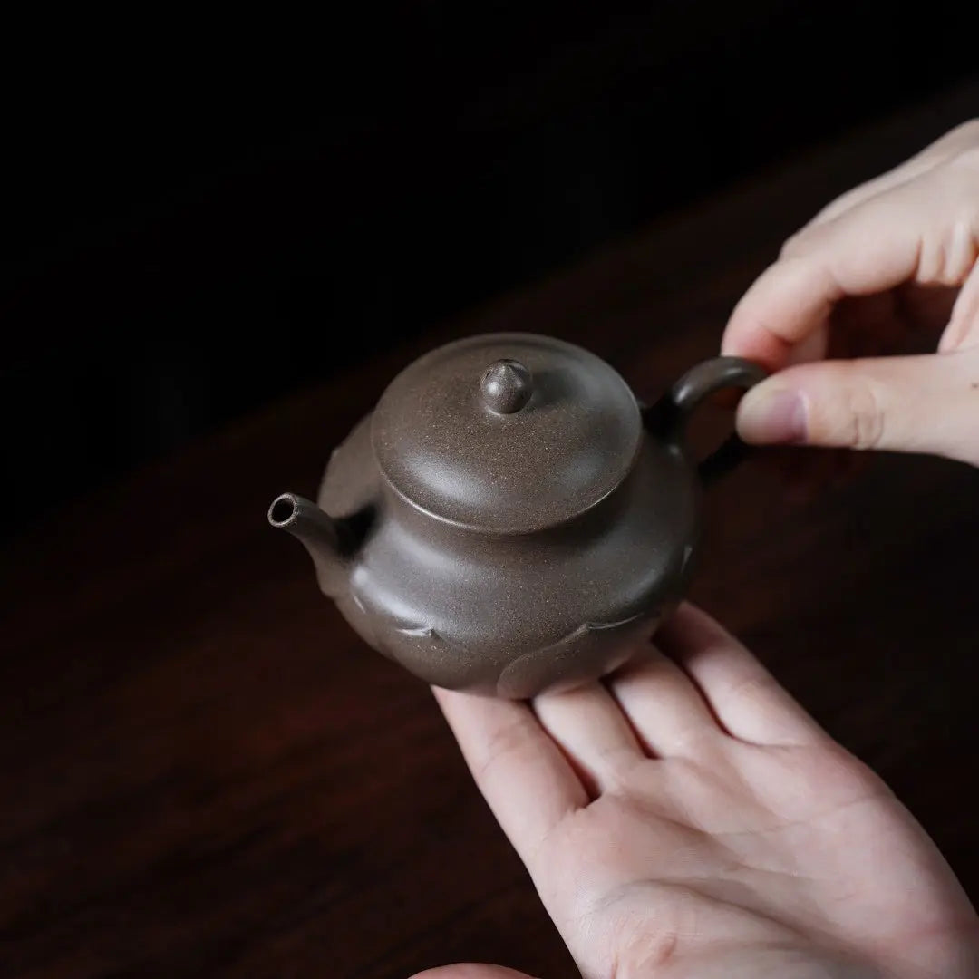 Rui Xiang 175cc - Yixing Handmade Teapot 江苏宜兴