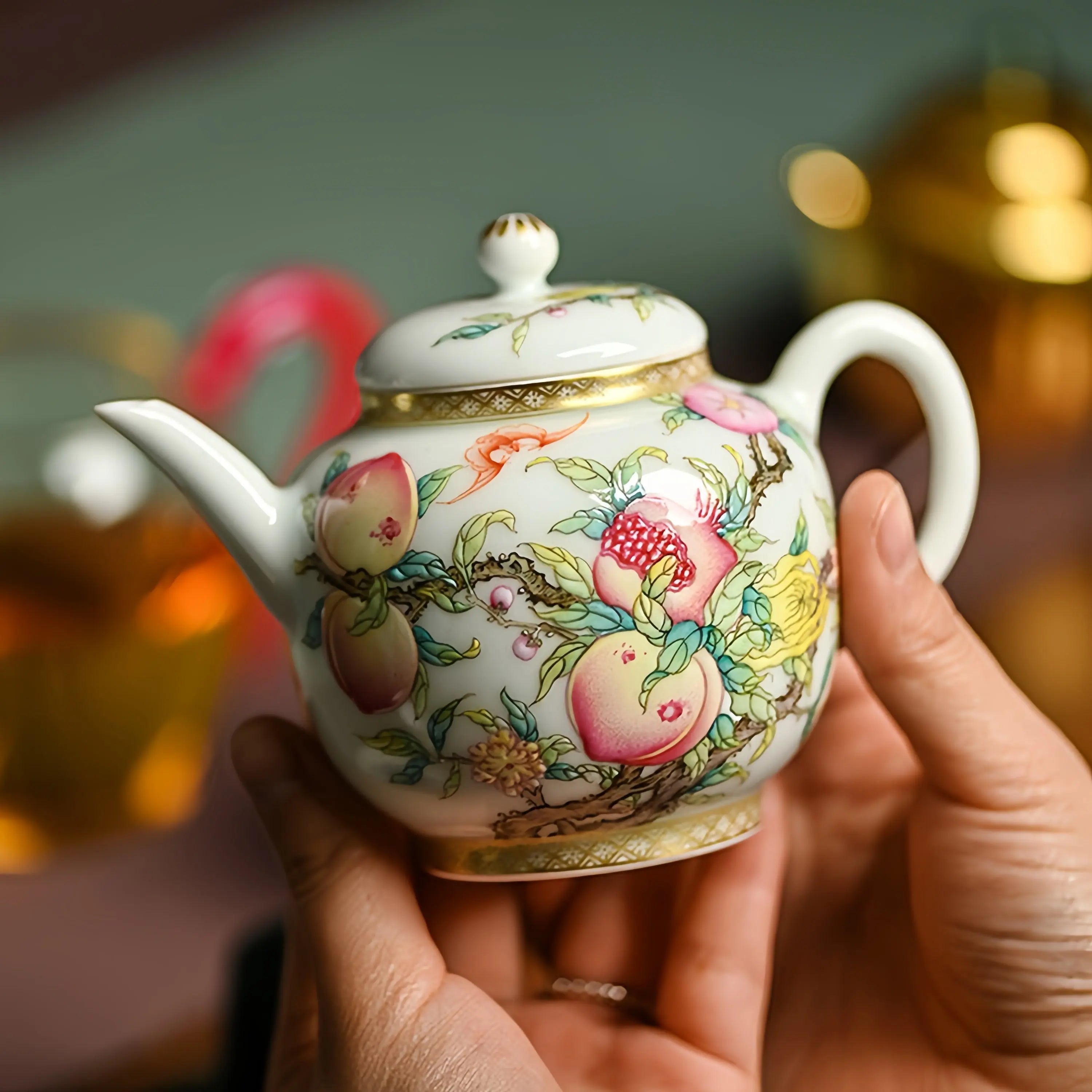 San Duo Shou Tao 220cc - Jing De Zhen Porcelain Teapot zycschina