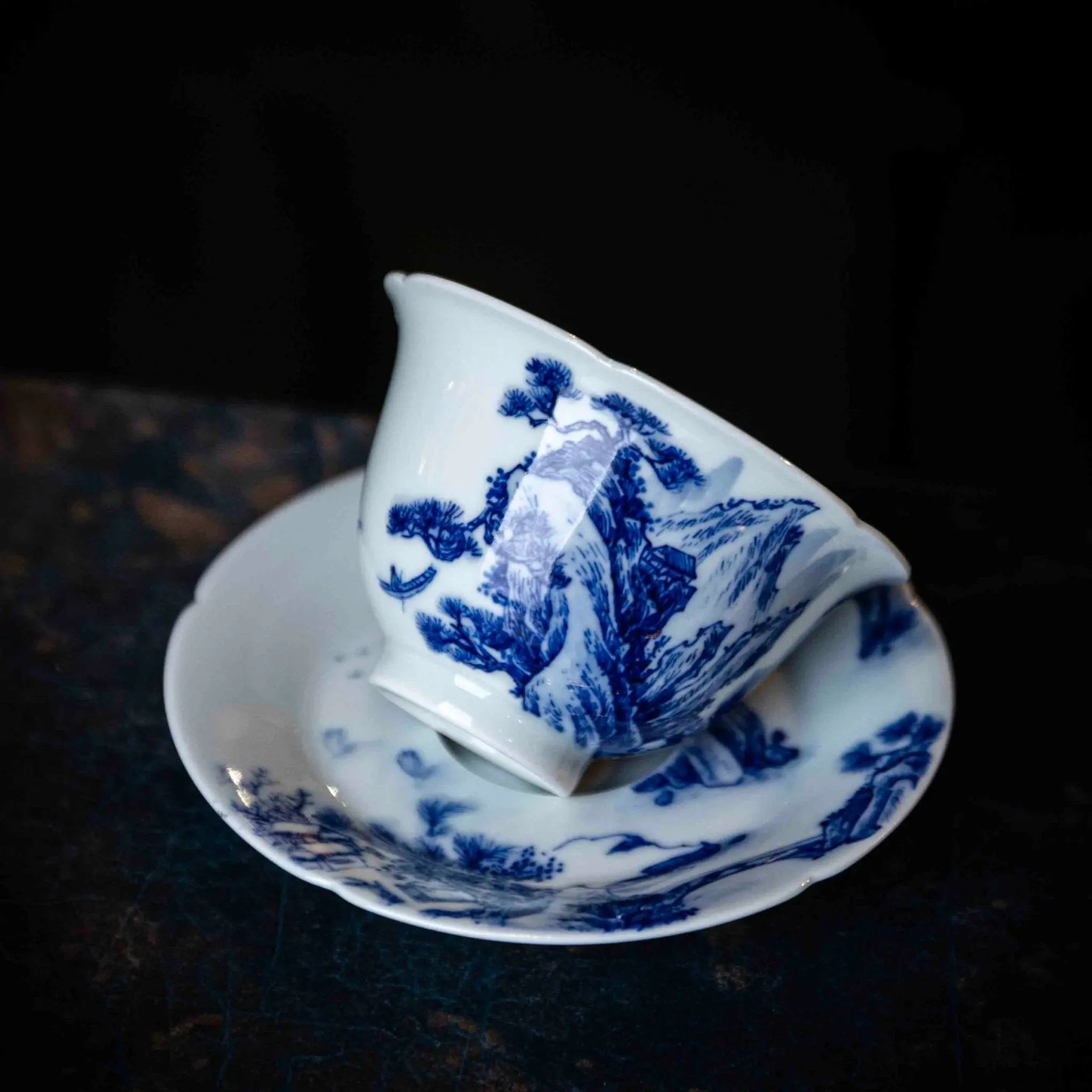 Shan Shui 130cc - Jing De Zhen Porcelain Gaiwan zycschina