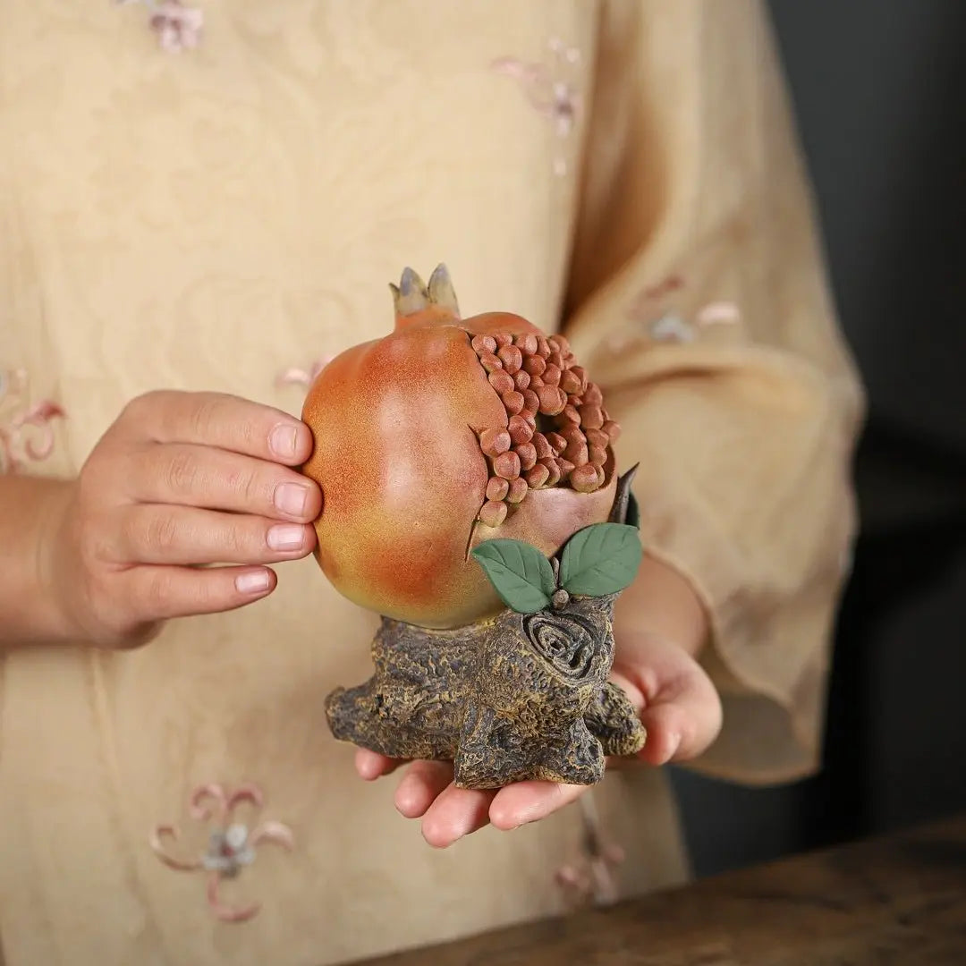 Shi Liu - Zisha Sculpture 江苏宜兴