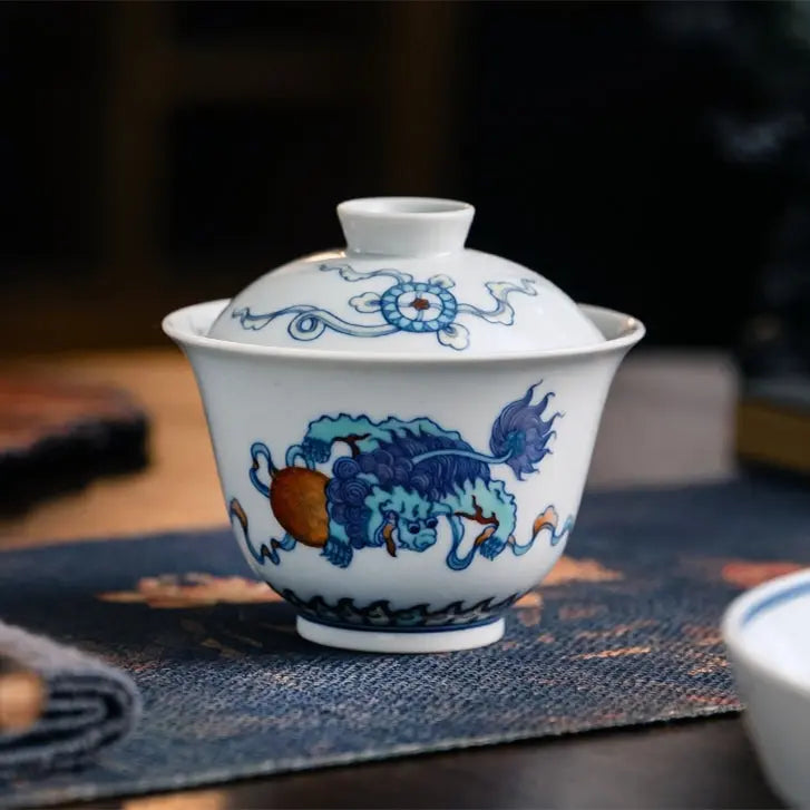 Shi Zi Xiu Qiu - Jing De Zhen Porcelain Gaiwan zycschina
