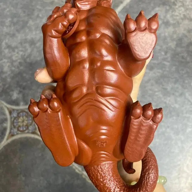 Shou Chai Pi Xiu - Zisha Sculpture 江苏宜兴