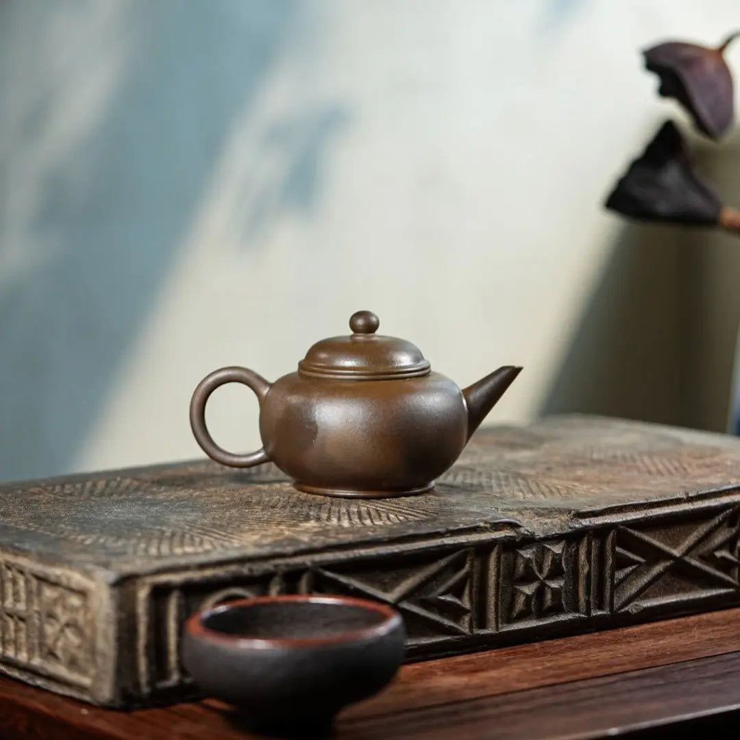 Shui Ping 150cc - Yixing Handmade Teapot 江苏宜兴