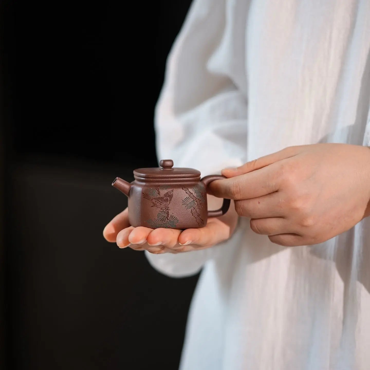 Si Fang De Zhong 100cc - Yixing Handmade Teapot 江苏宜兴