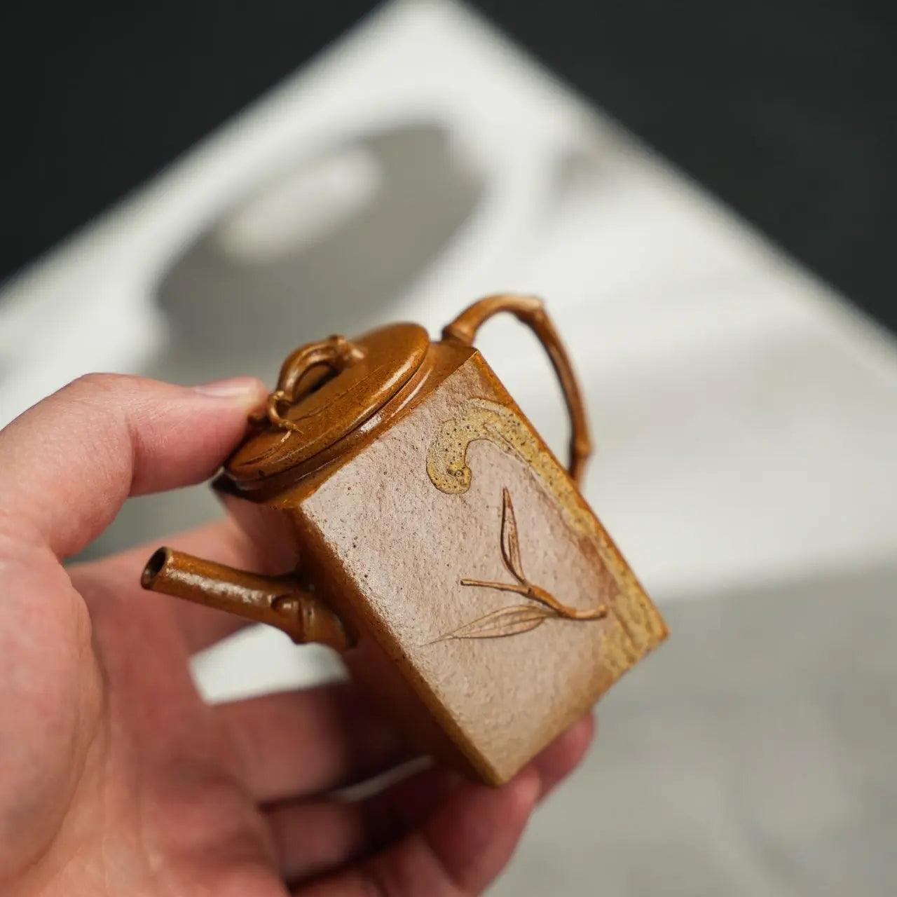 Si Fang Xiao Zhu Jun 100cc - Yixing Handmade Teapot 江苏宜兴