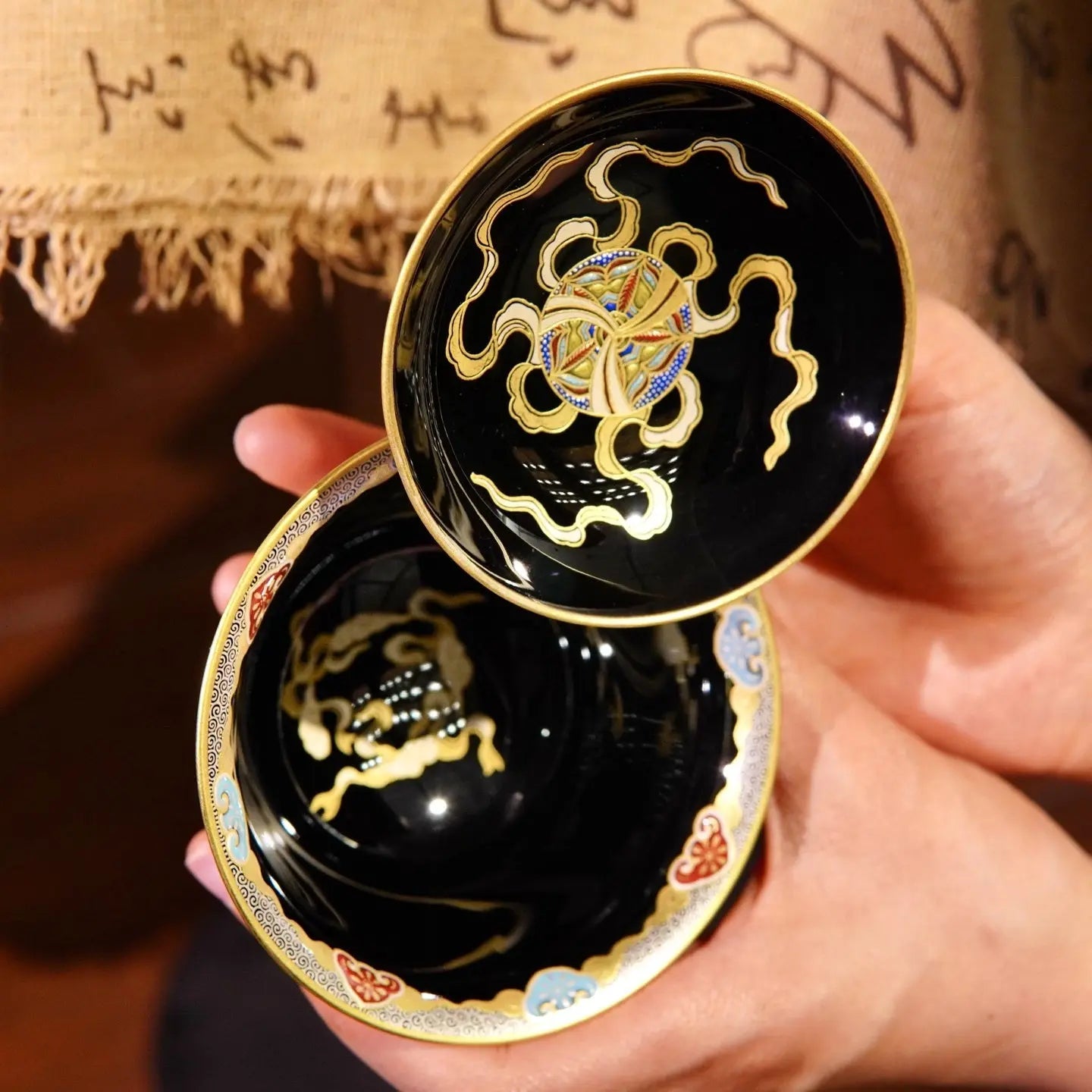 Si Shi Xiu Qiu - Jing De Zhen Porcelain Gaiwan zycschina
