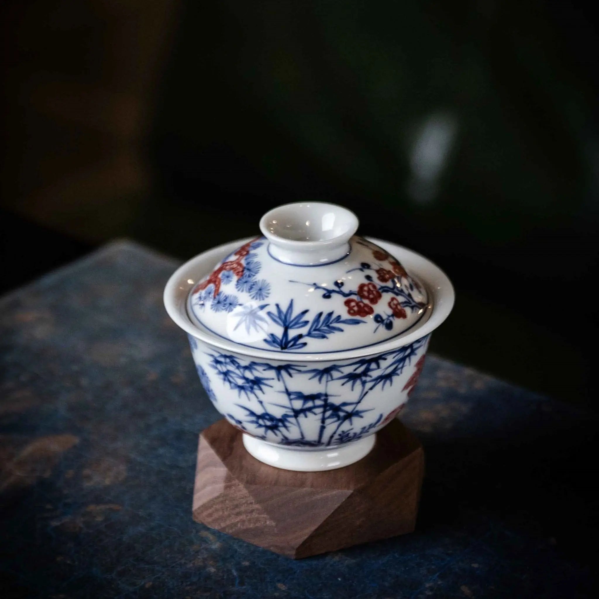 Song Zhu Mei 110cc - Jing De Zhen Porcelain Gaiwan zycschina