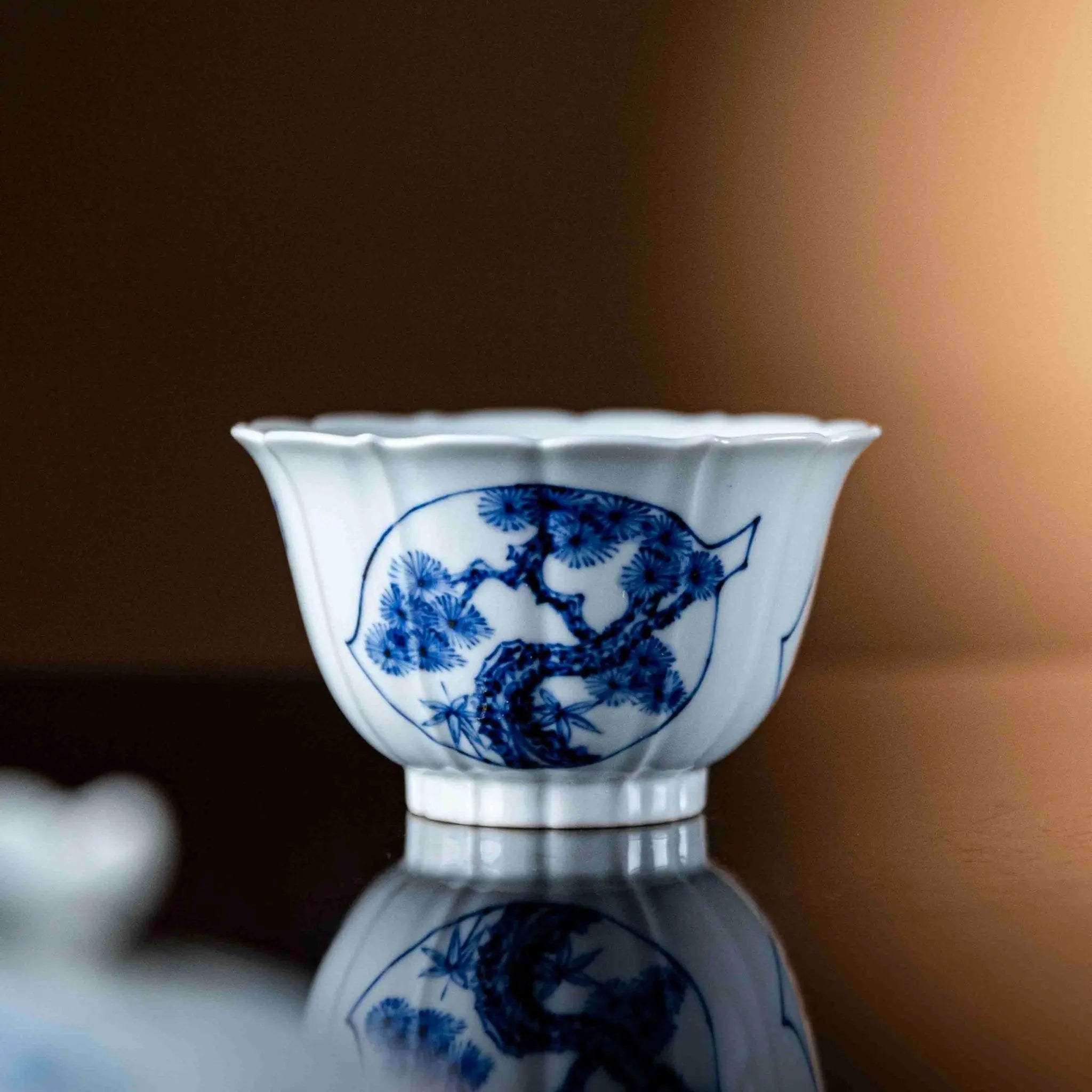 Song Zhu Mei 150cc - Jing De Zhen Porcelain Gaiwan zycschina