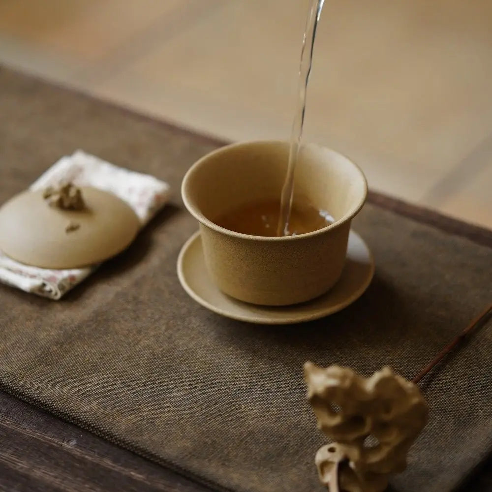 Tai Hu Shi 200cc - Yixing Handmade Gaiwan 江苏宜兴