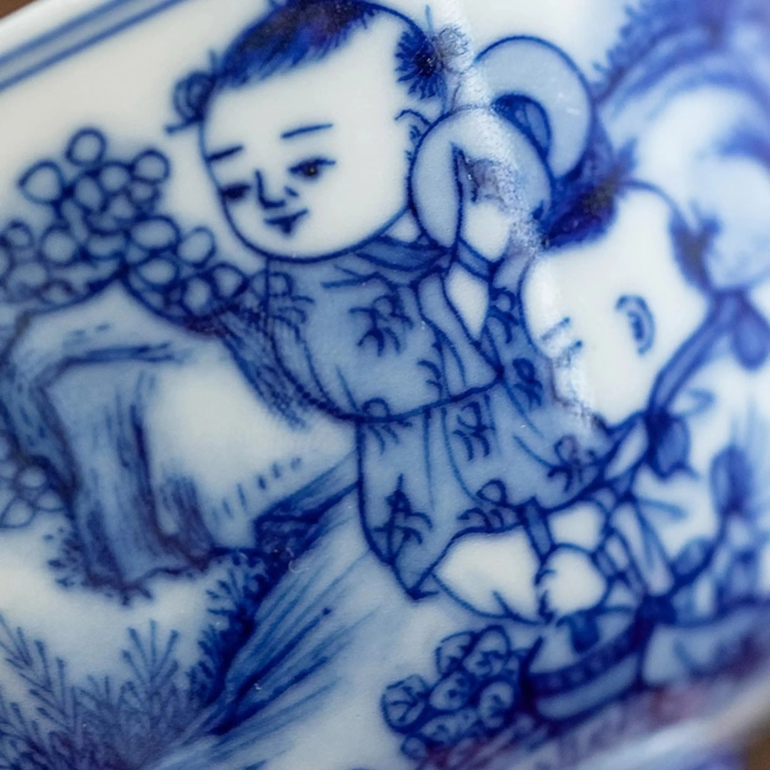 Tong Qu - Jing De Zhen Porcelain Teacup zycschina