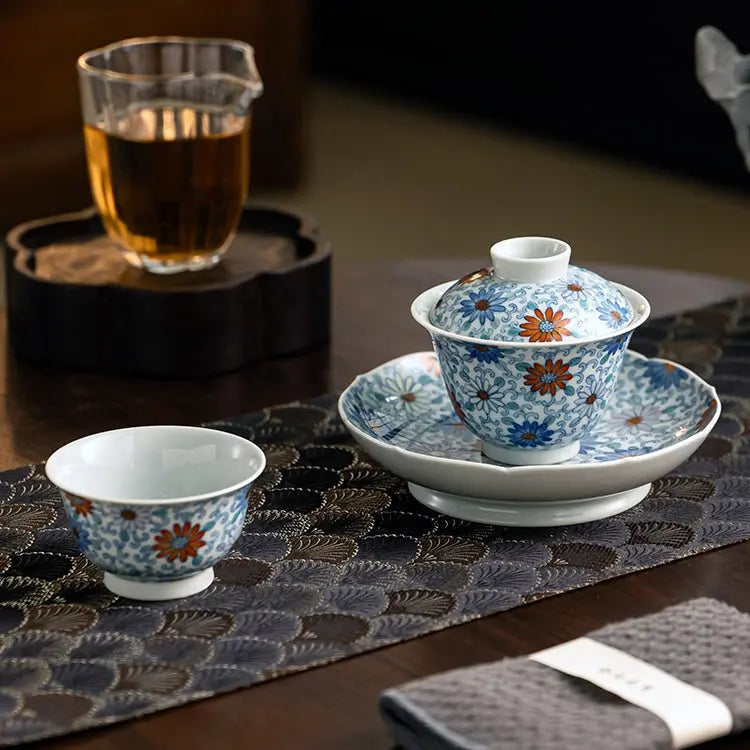 Xiao Chu Ju - Jing De Zhen Porcelain Gaiwan zycschina