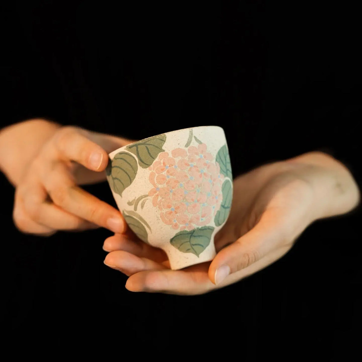 Xiu Qiu - Yixing Handmade Teacup 江苏宜兴