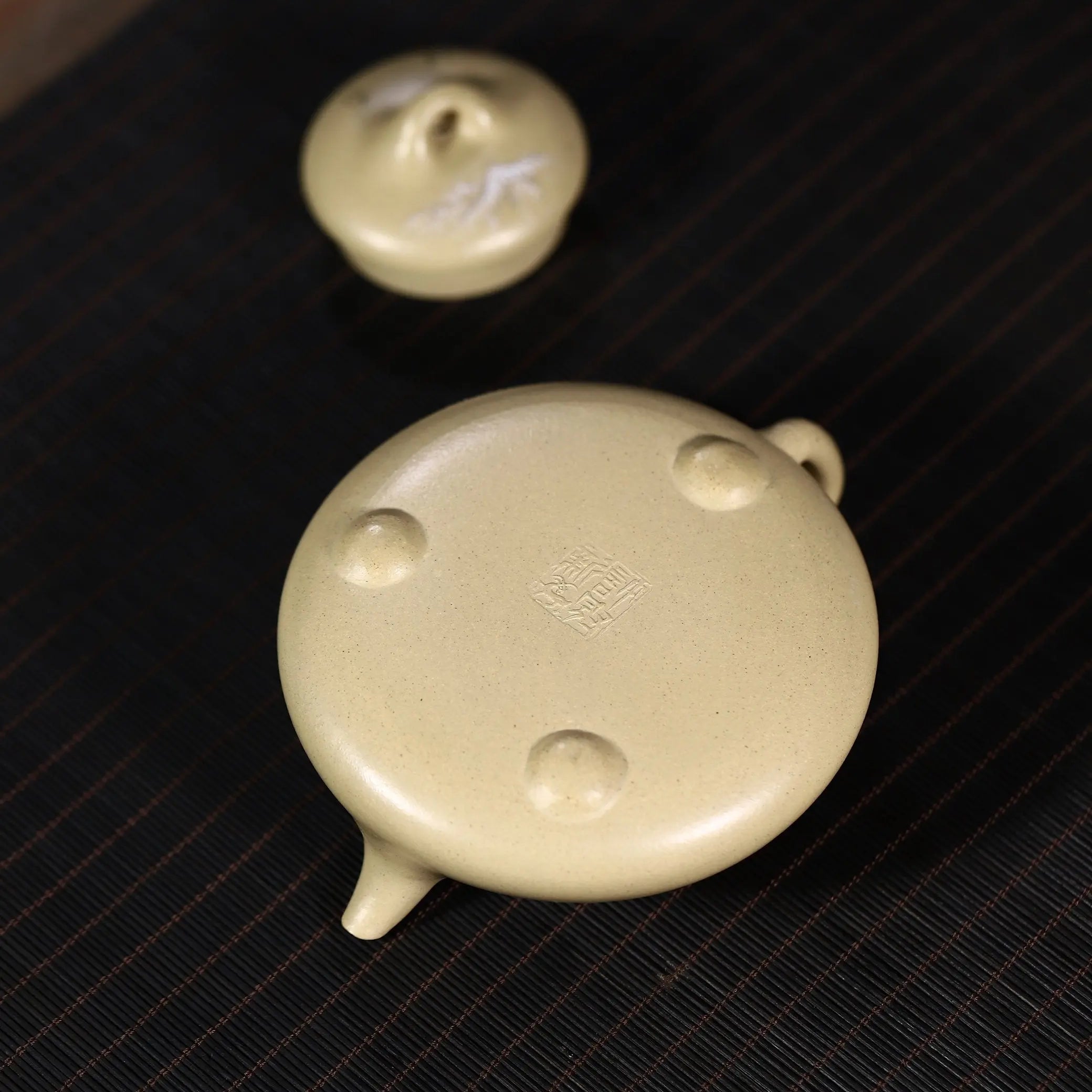 Xue Zhao Feng Nian 160cc - Yixing Handmade Teapot 江苏宜兴