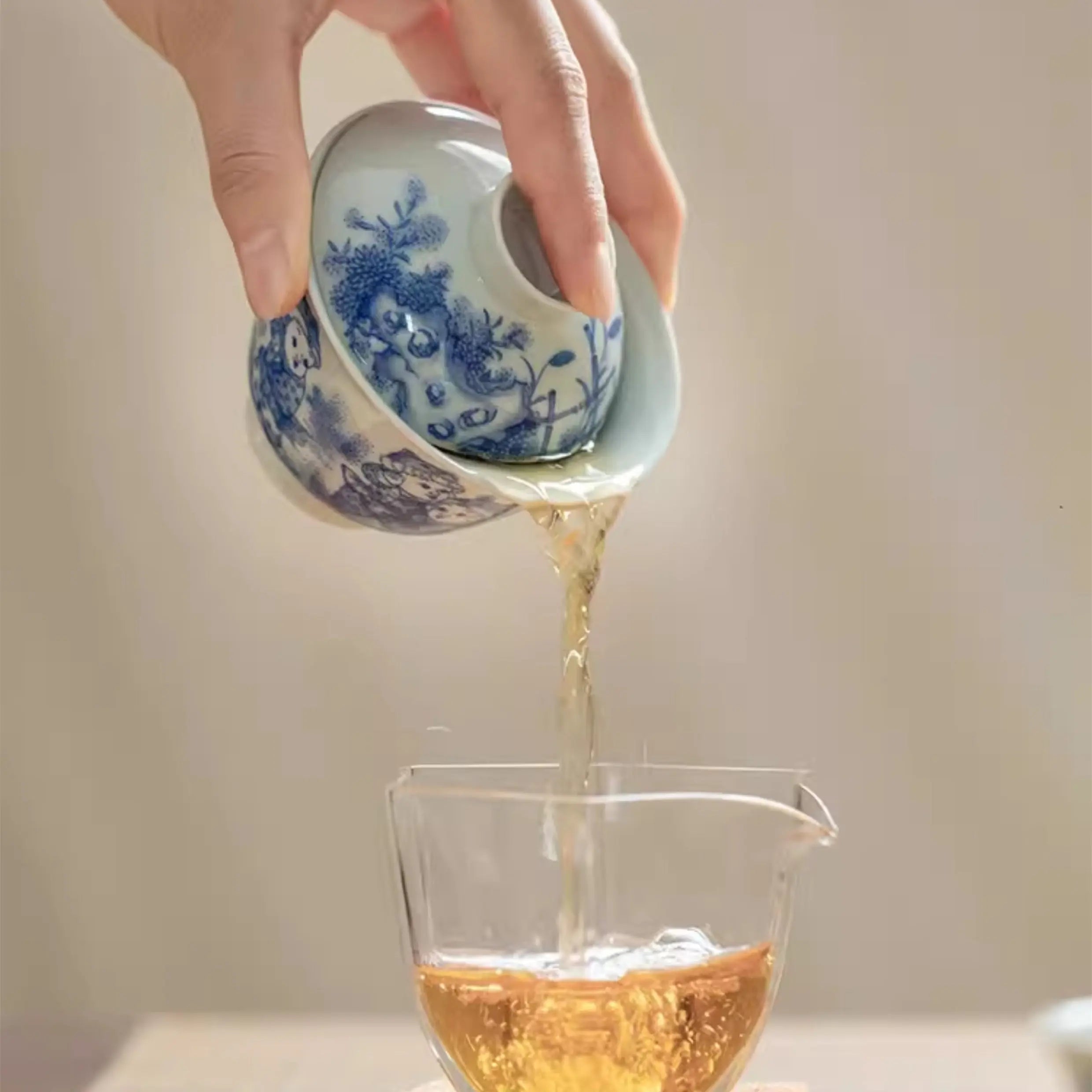 Ying Xi Tu - Jing De Zhen Porcelain Gaiwan zycschina