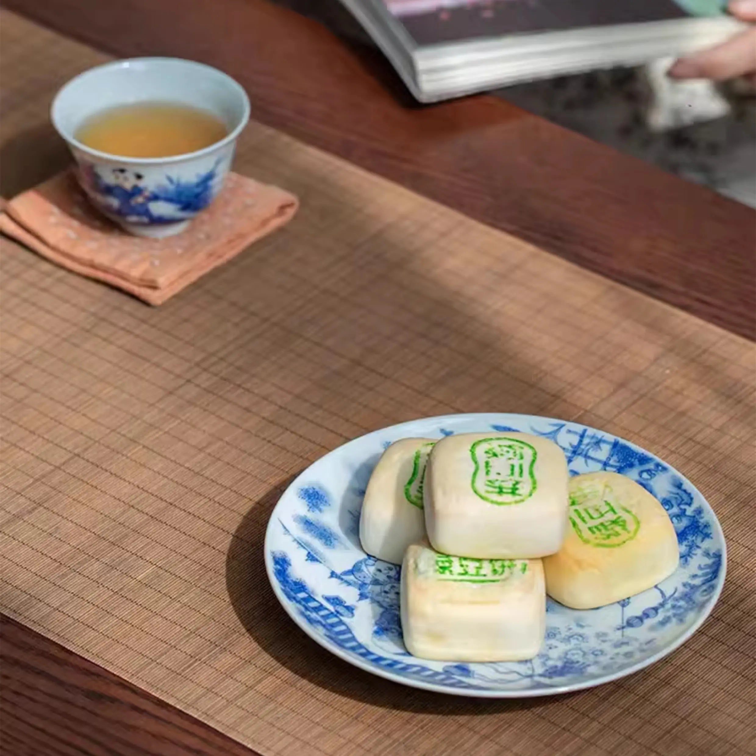 Ying Xi Tu - Jing De Zhen Porcelain Gaiwan zycschina