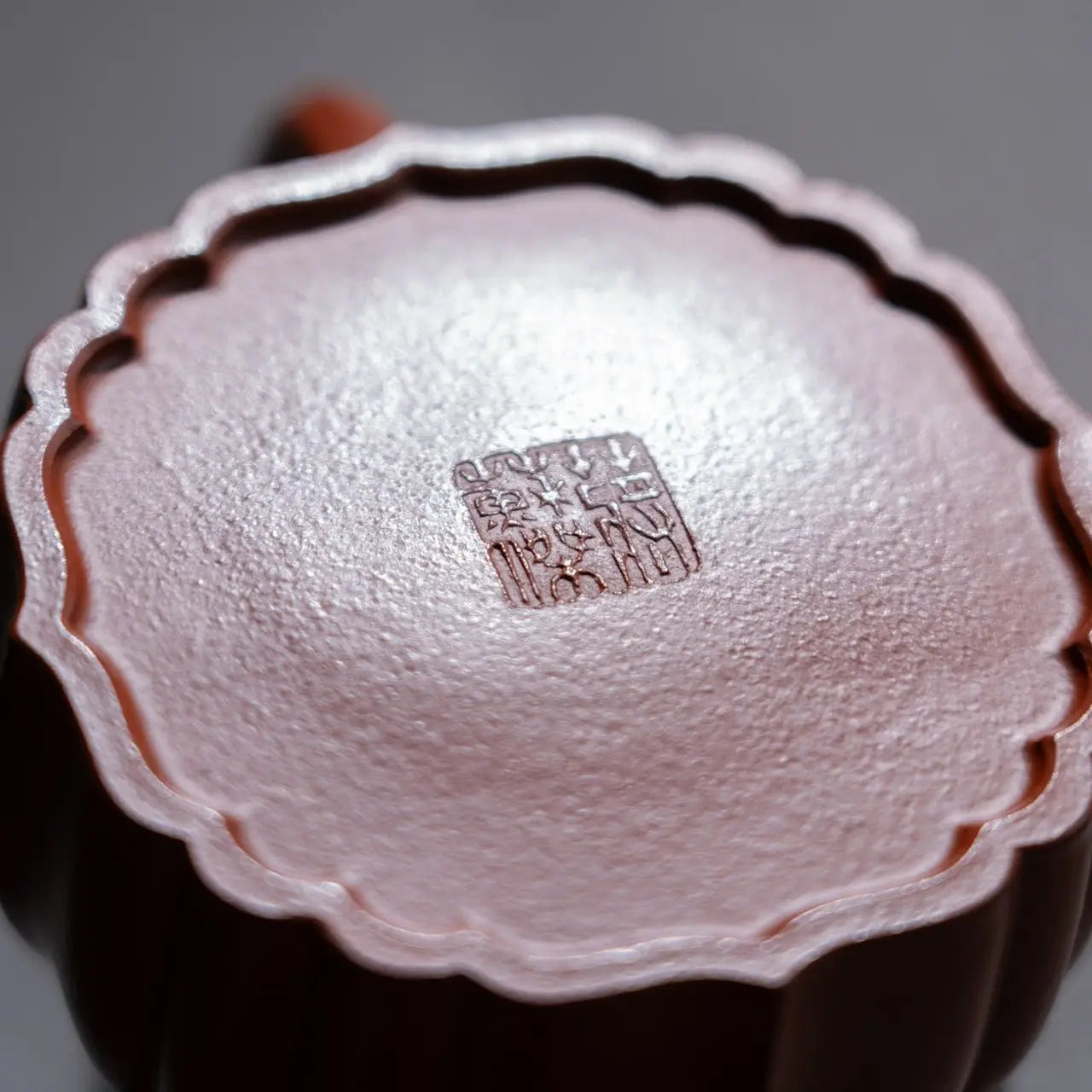 Yun Zhi 160cc - Yixing Handmade Teapot 江苏宜兴