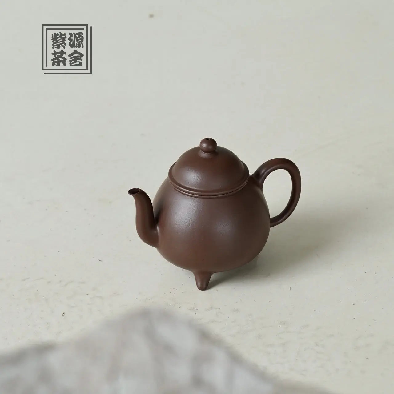 Zhu Hua Ding Zu 180cc - Yixing Handmade Teapot 江苏宜兴