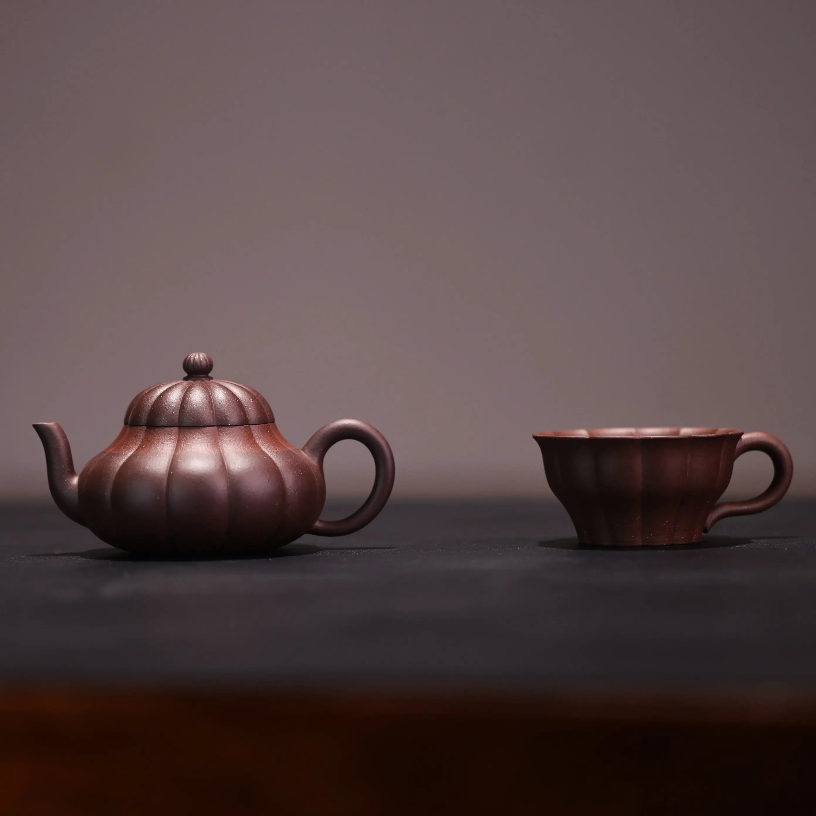 Zi Xia Jun De 150cc - Yixing Handmade Teapot 江苏宜兴