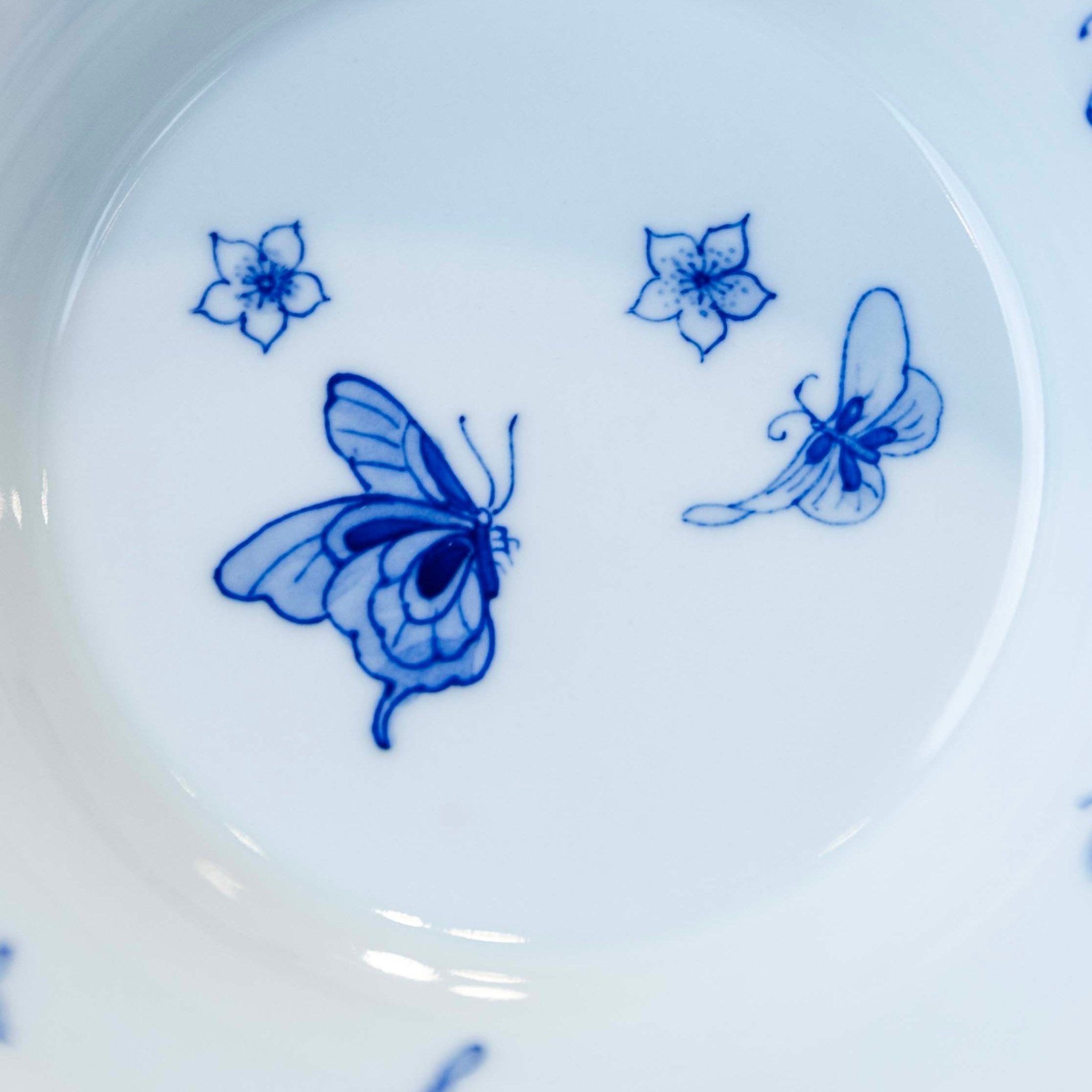 Die Lian Hua 120cc - Jing De Zhen Porcelain Gaiwan - zycs_China