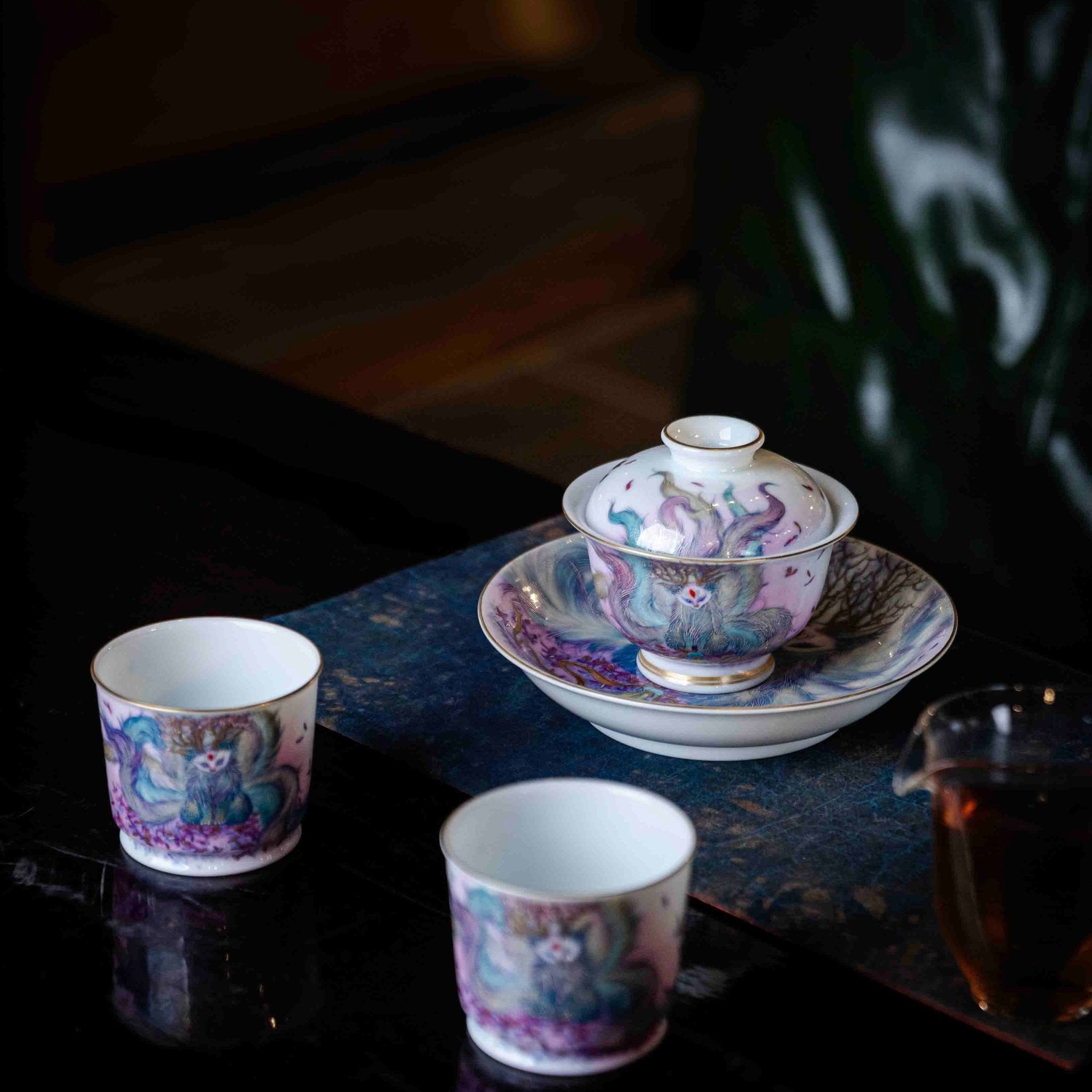 Jiu Wei Hu 180cc - Jing De Zhen Porcelain Gaiwan - zycs_China