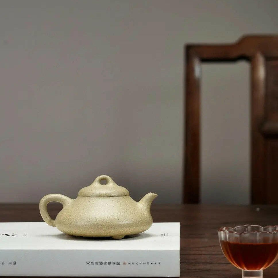 Li Zhu 200cc - Yixing Handmade Teapot - zycs_China - tea - teapot