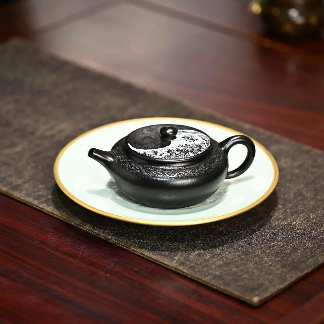 Tai Ji Bian Chen 150cc - Yixing Handmade Teapot - zycs_China - tea - teapot