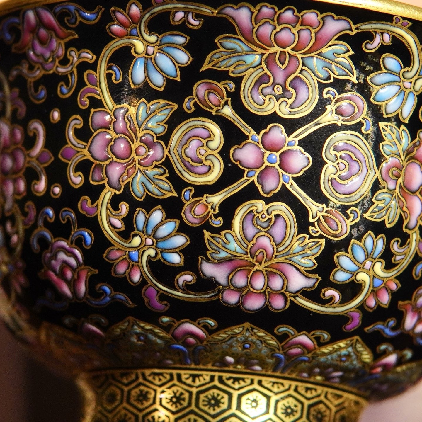 Dun Huang 100cc - Jing De Zhen Porcelain Teacup.