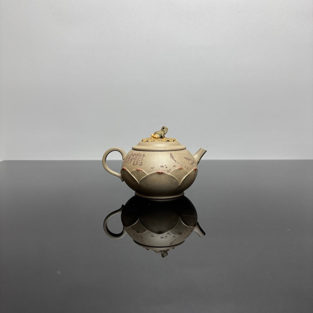 Xia Zhi Meng - Yixing Handmade Teapot 江苏宜兴