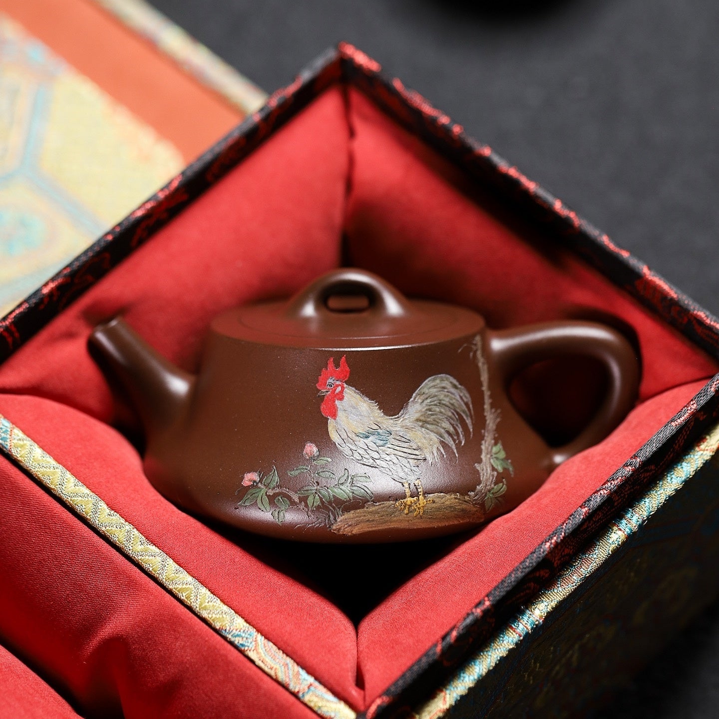 Zhu Piao 170cc - Yixing Handmade Teapot 江苏宜兴