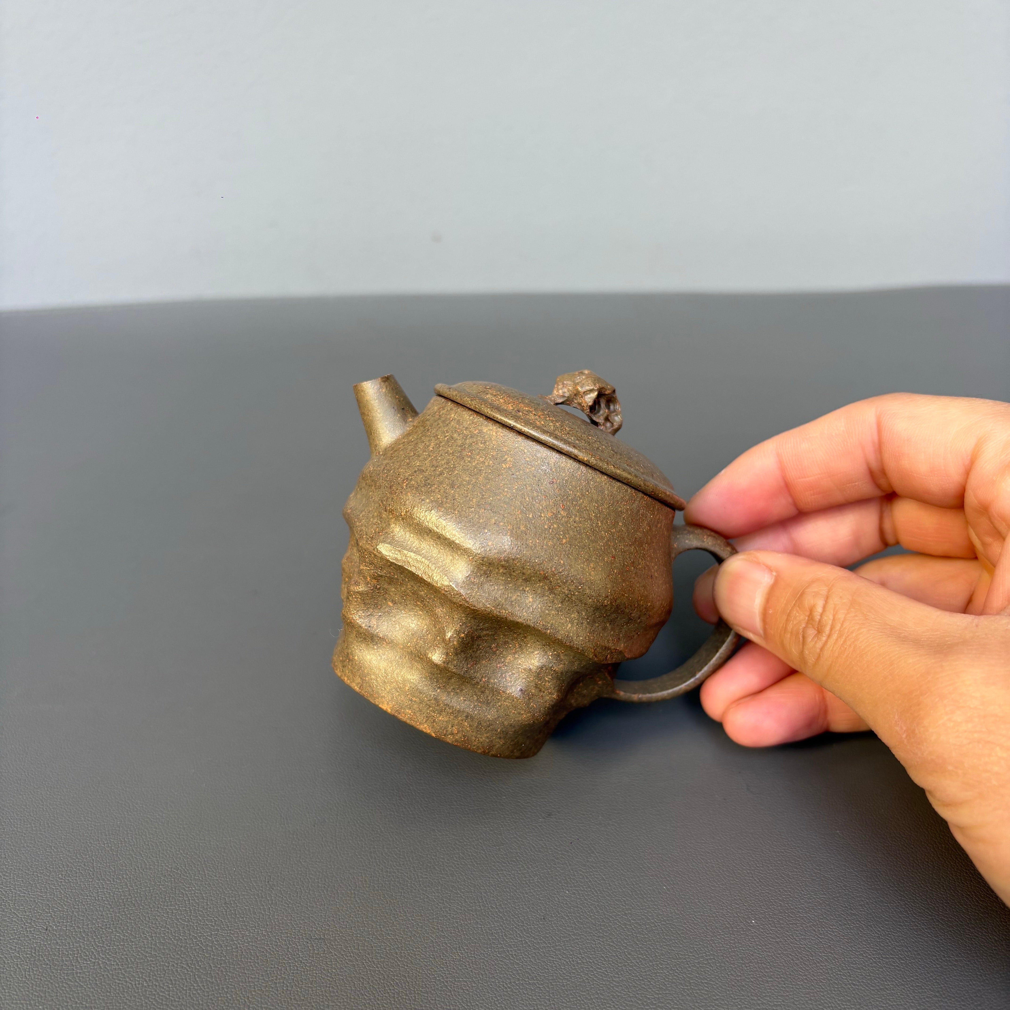 Tai Hu Shi Qu 120cc - Yixing Handmade Teapot 江苏宜兴