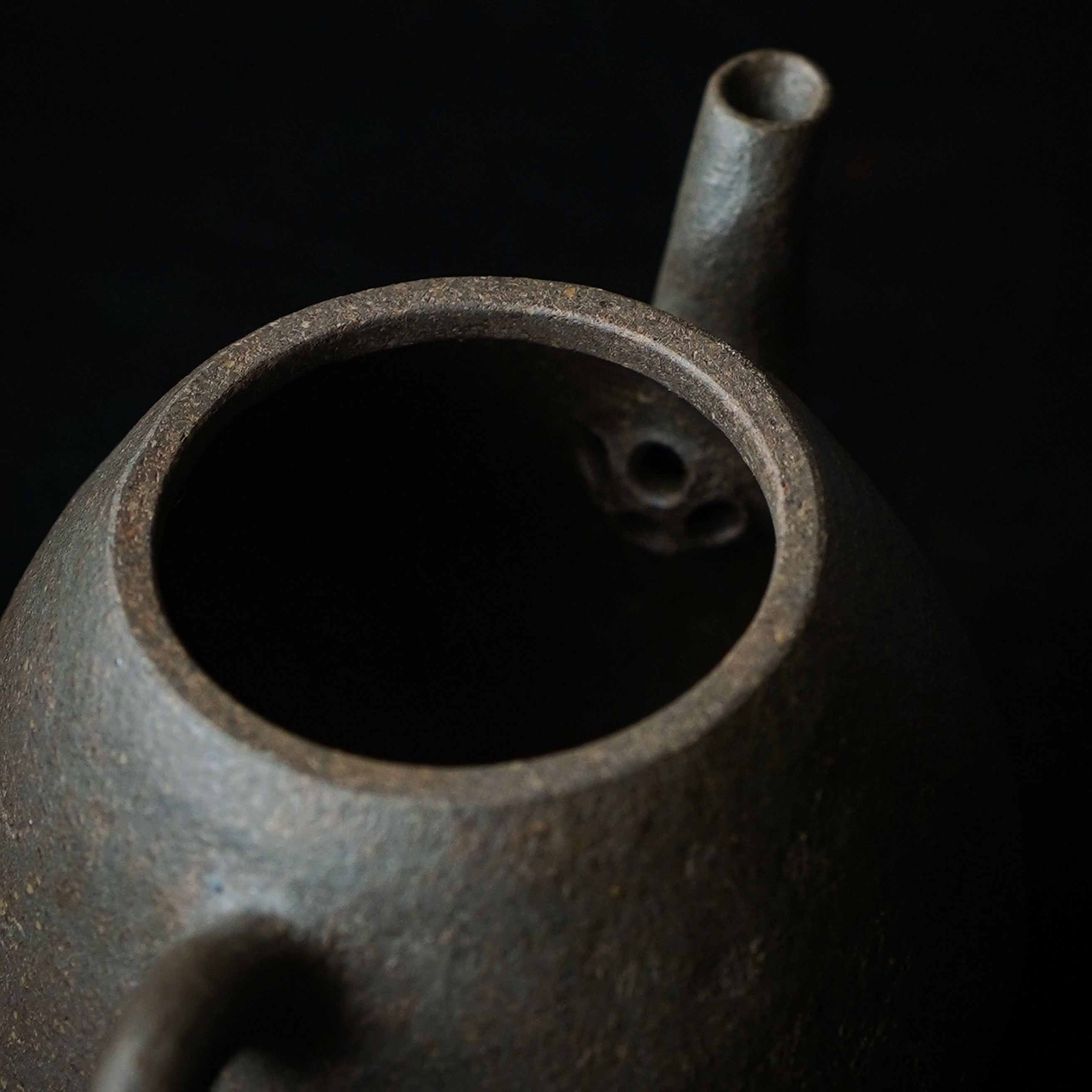 Long Dan 100cc - Yixing Handmade Teapot 江苏宜兴