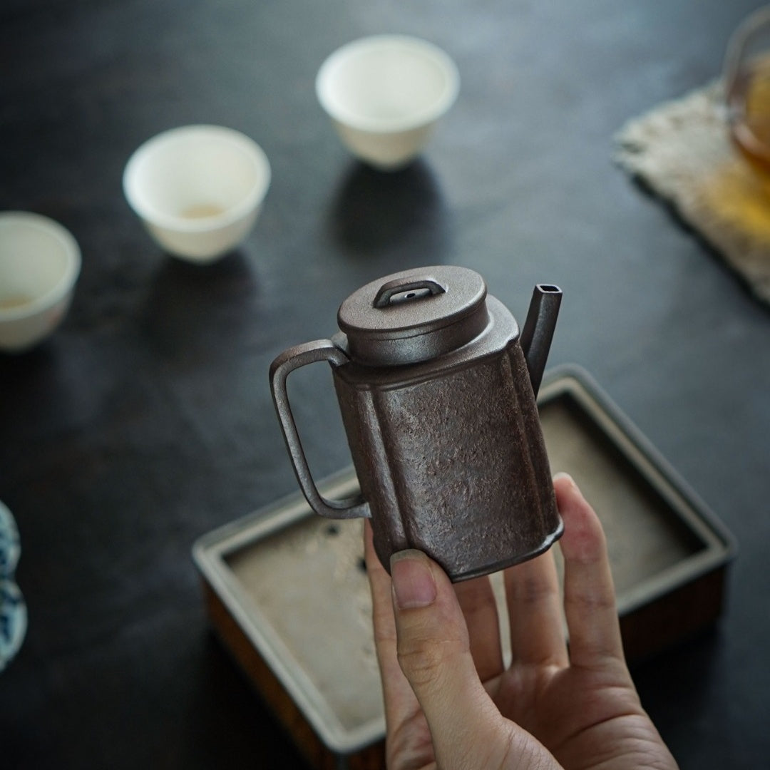 Xi Guan 120cc - Yixing Handmade Teapot 江苏宜兴