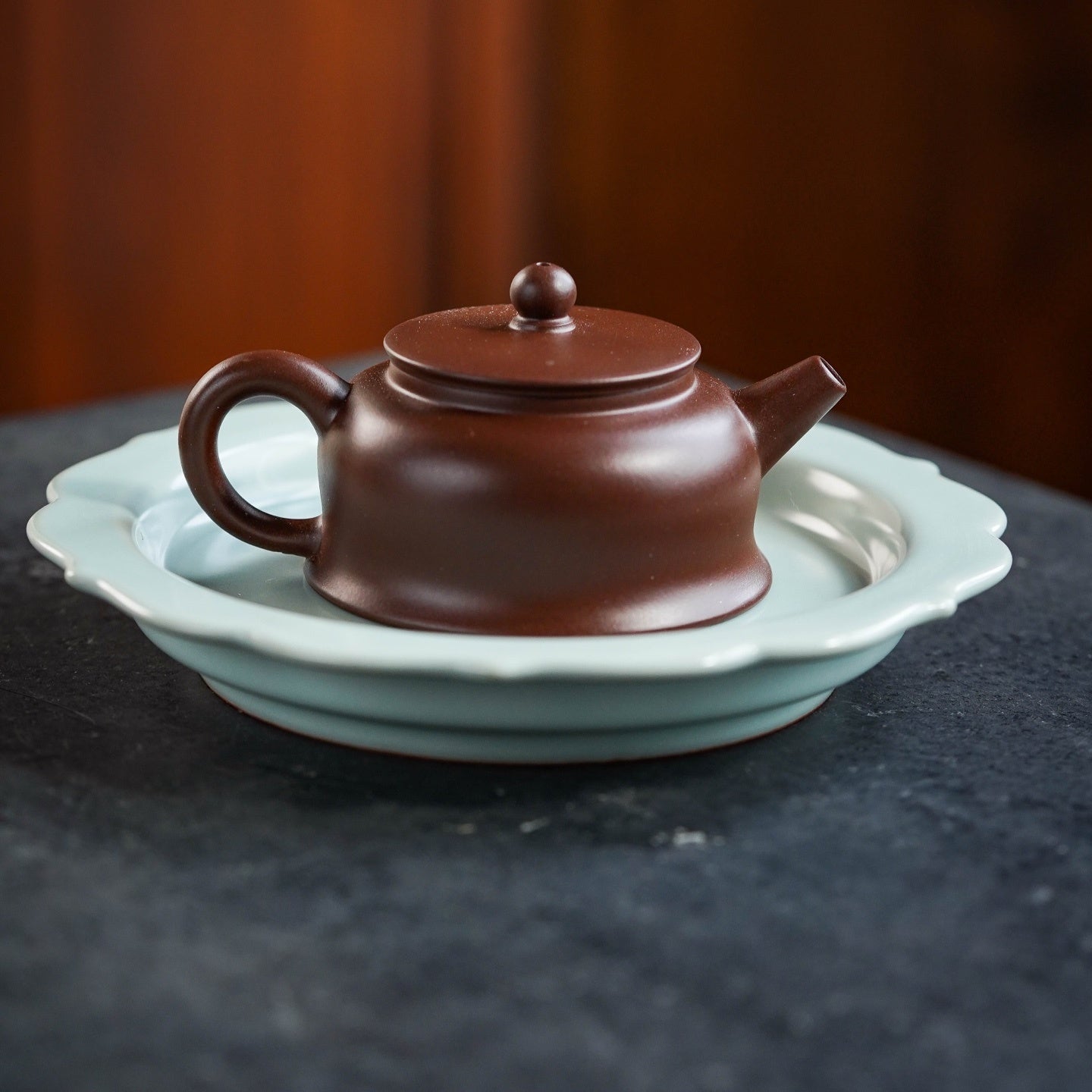 Qu Ye 130cc - Yixing Handmade Teapot 江苏宜兴