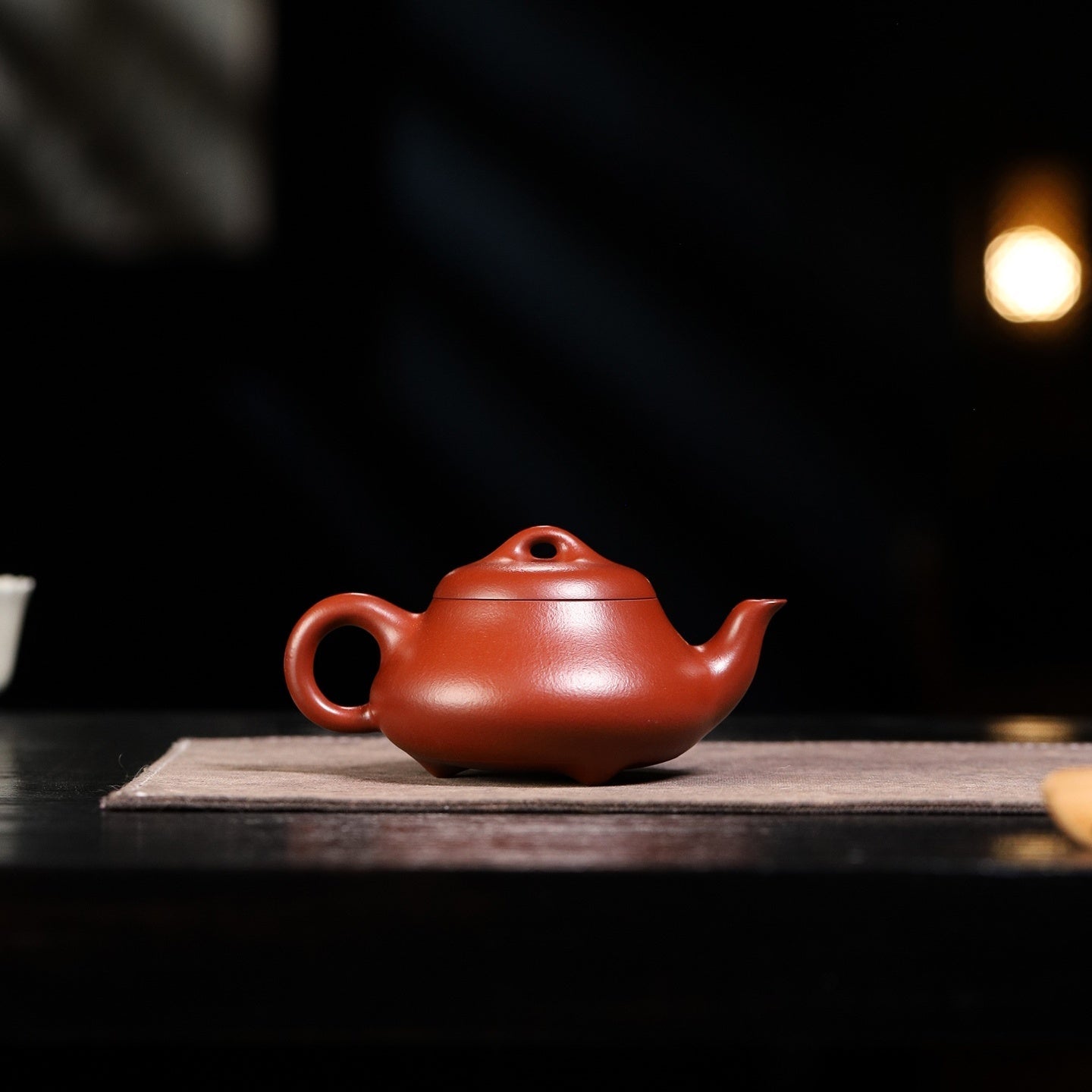 Han Tang Shi Piao 220cc - Yixing Handmade Teapot 江苏宜兴