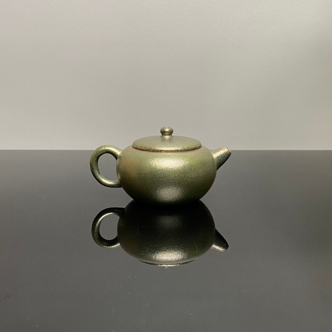 Ju Lun 160cc - Yixing Handmade Teapot 江苏宜兴