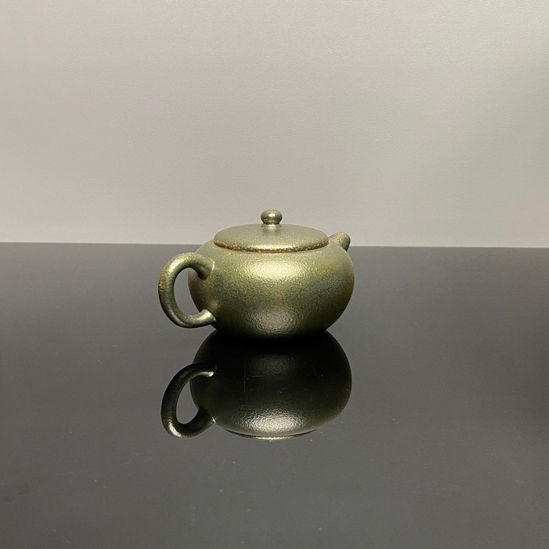 Ju Lun 160cc - Yixing Handmade Teapot 江苏宜兴