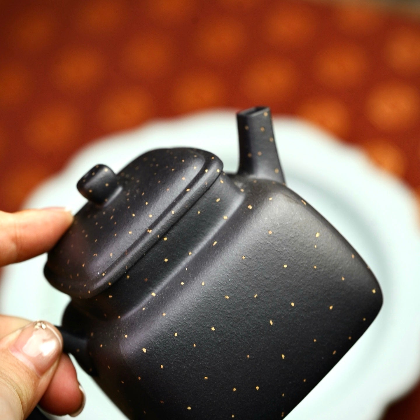 Si Fang Yan Xin 180cc - Yixing Handmade Teapot 江苏宜兴