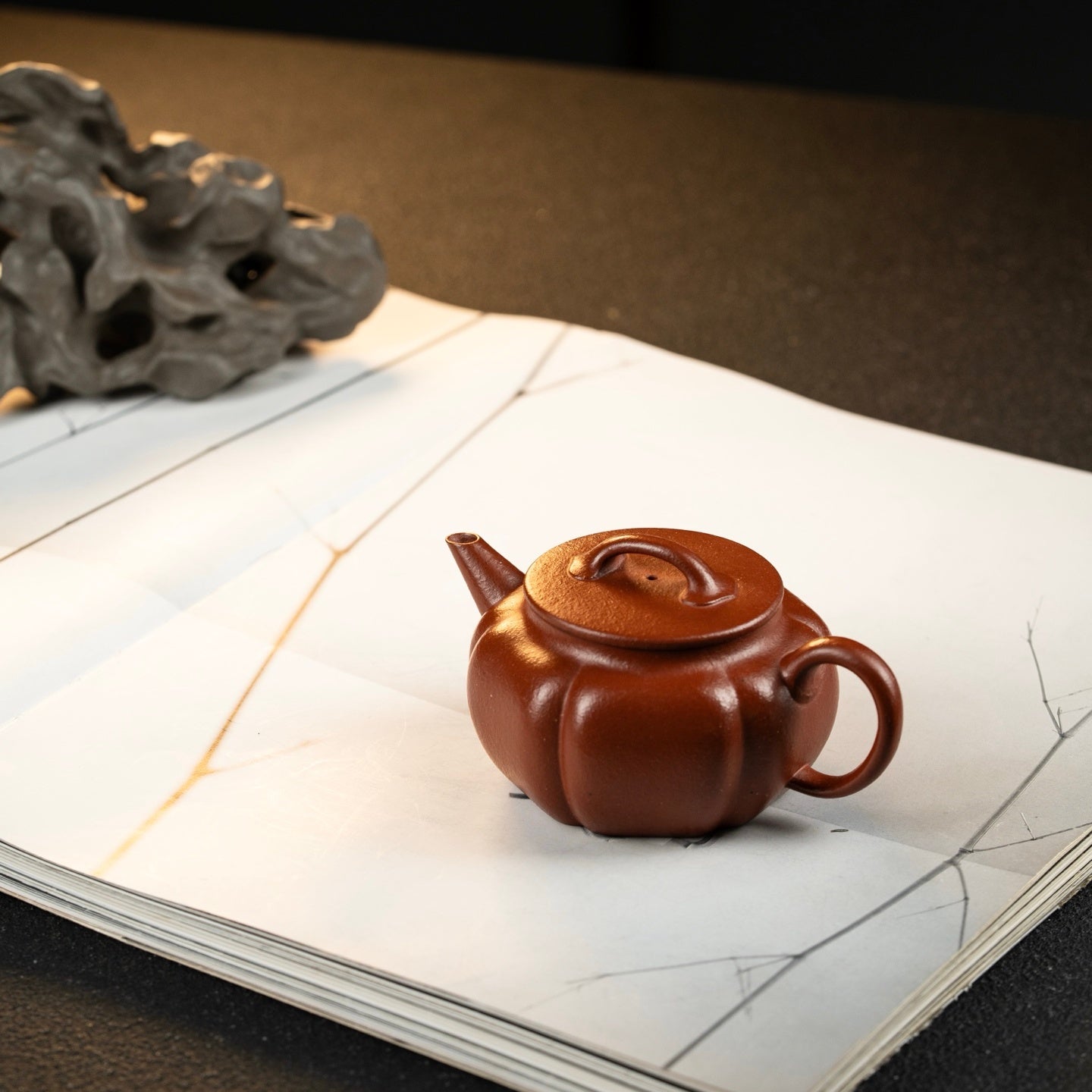 Fang Hua Ning Xiang 145cc - Yixing Handmade Teapot 江苏宜兴