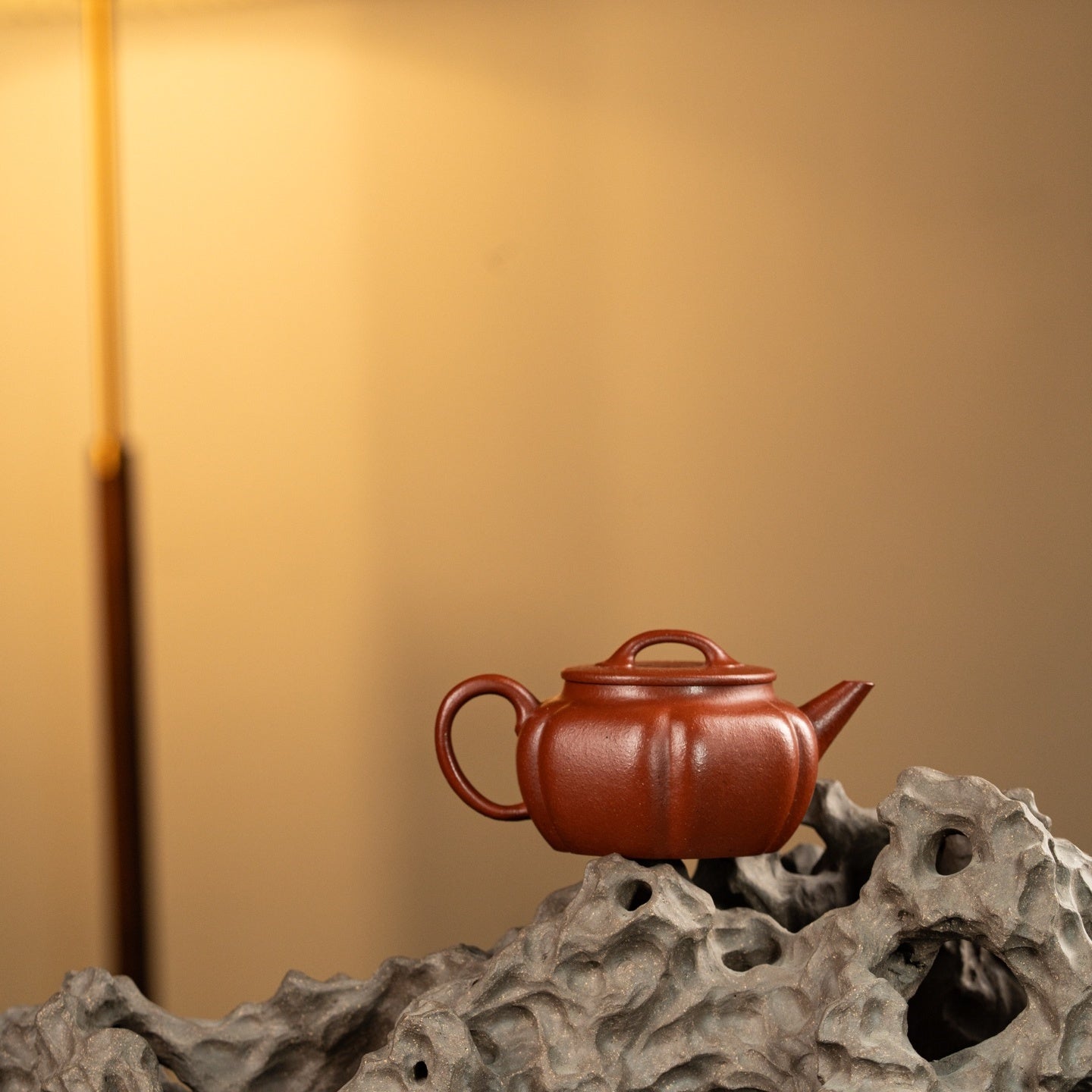 Fang Hua Ning Xiang 145cc - Yixing Handmade Teapot 江苏宜兴